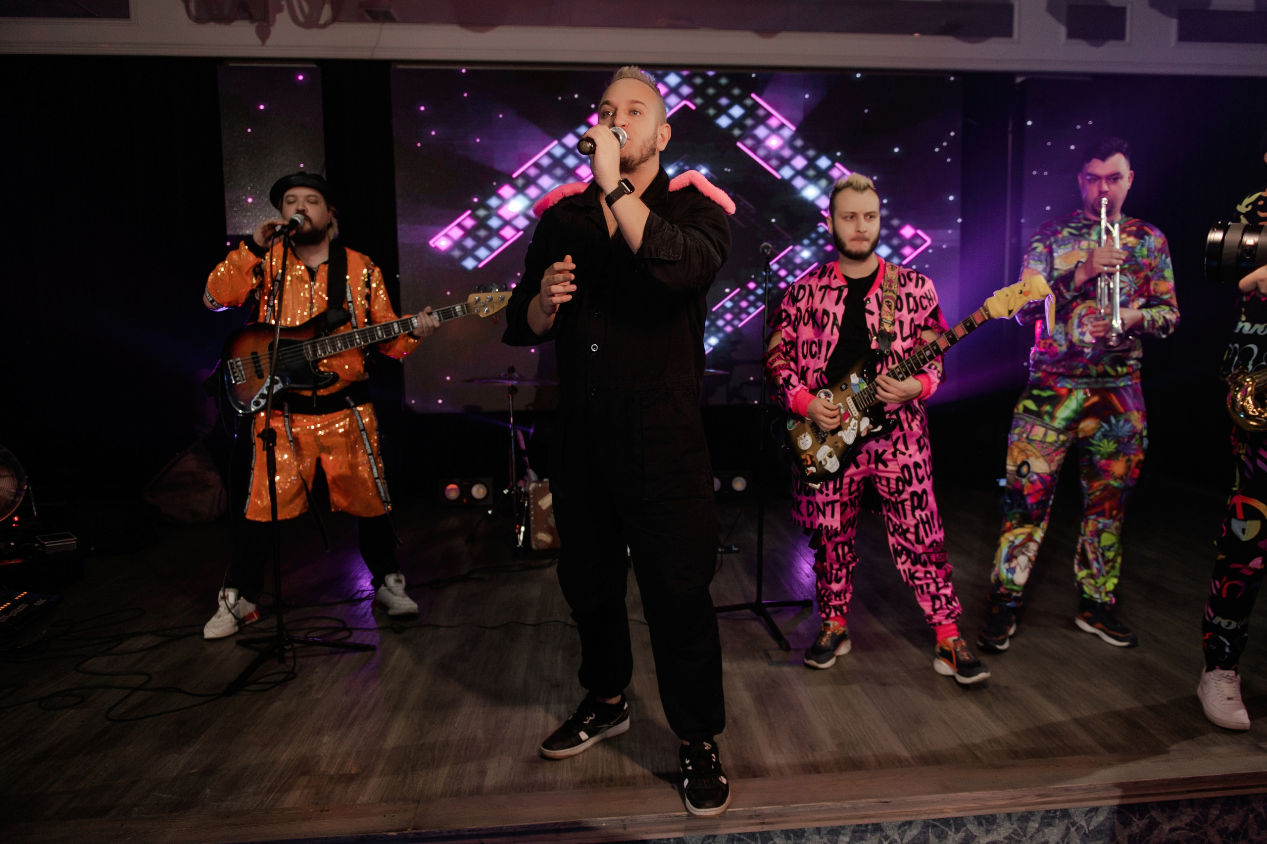 Свадебный фотограф Ростов Графский Парк. Свадебный фотограф в Ростове Максимов Максим