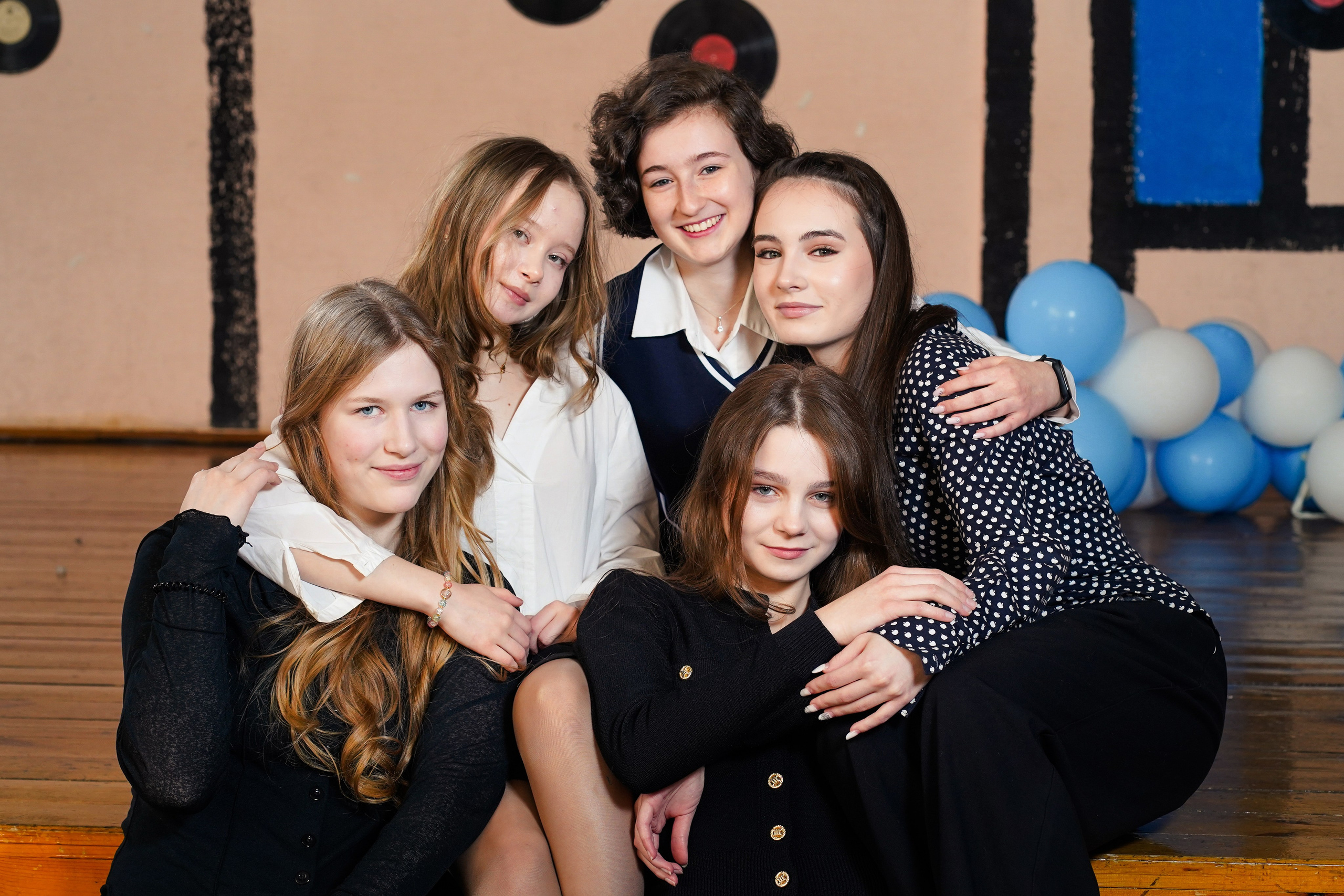 Выпускные альбомы для 9 класса, гимназия № 45. Школьный и семейный фотограф в Екатеринбурге Анна Лобанова