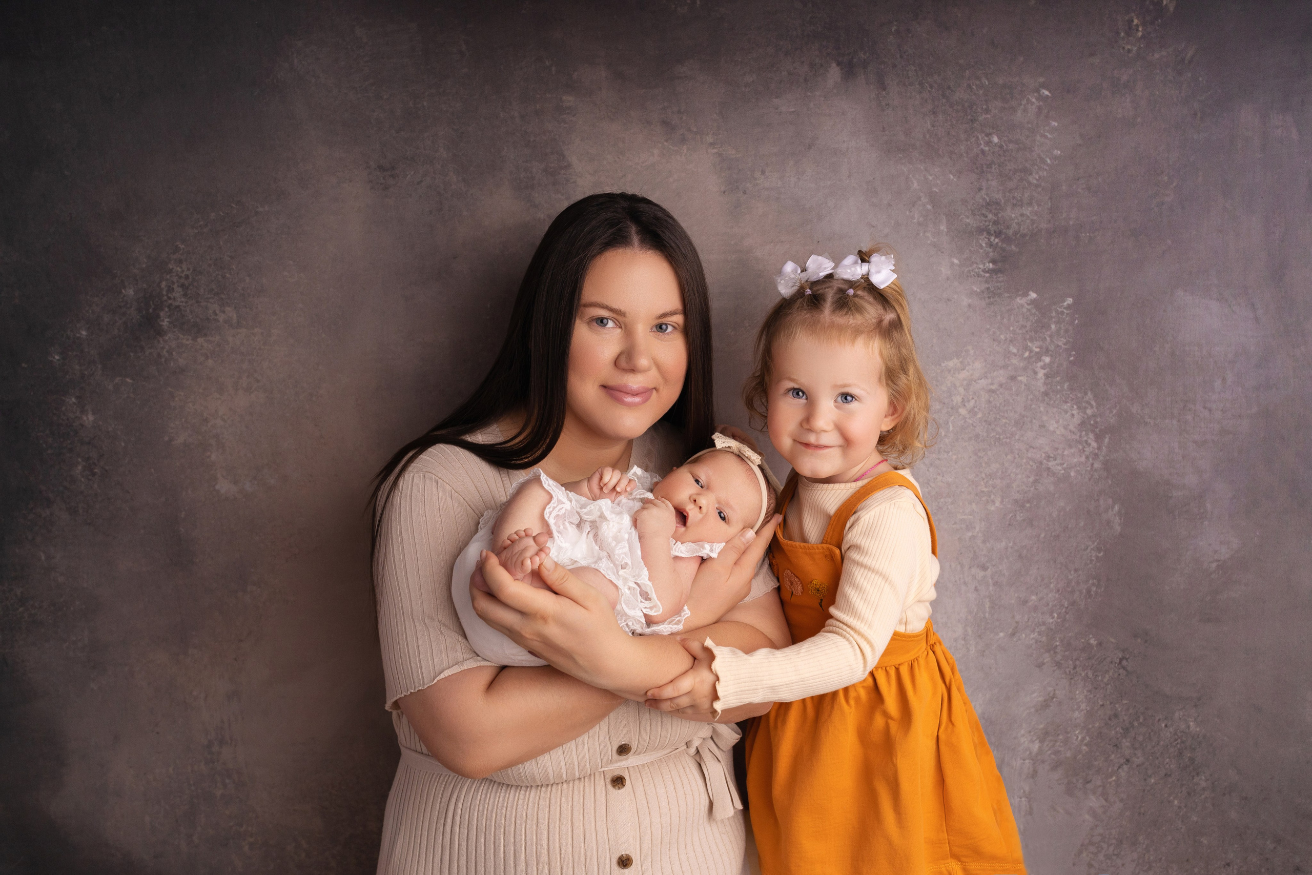 Семейные кадры от Elvira Kamaeva. Фотограф новорожденных малышей в Омске и Омской области Эльвира Камаева