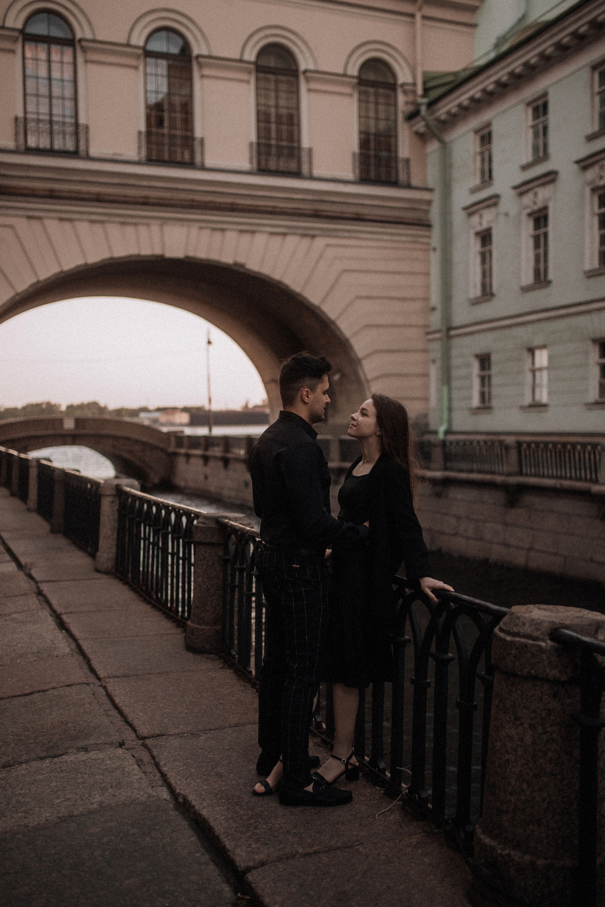 От заката до рассвета. Фотограф в Санкт Петербурге Лара Великова