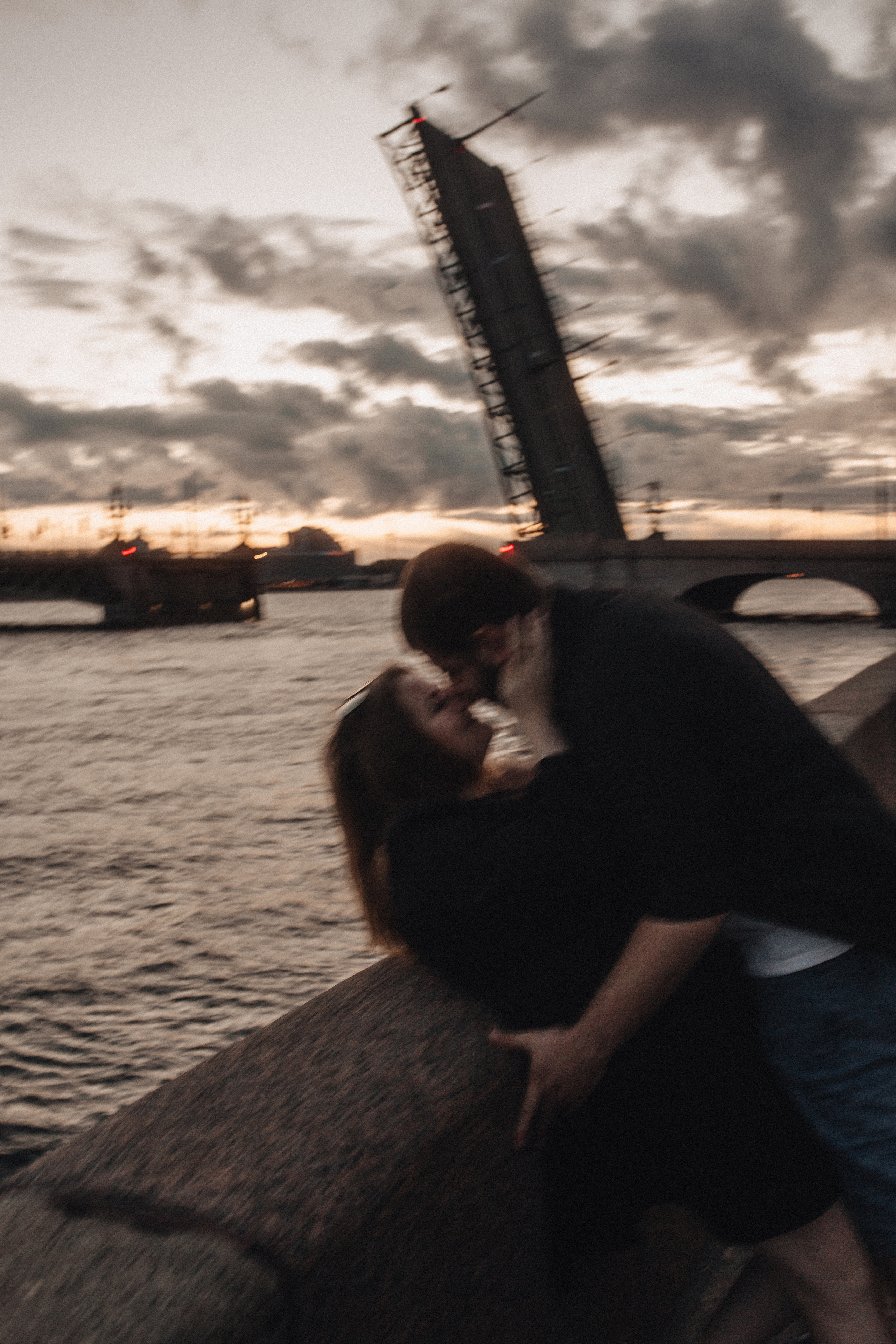 Видели ночь, гуляли всю ночь до утра. Фотограф в Санкт Петербурге Лара Великова