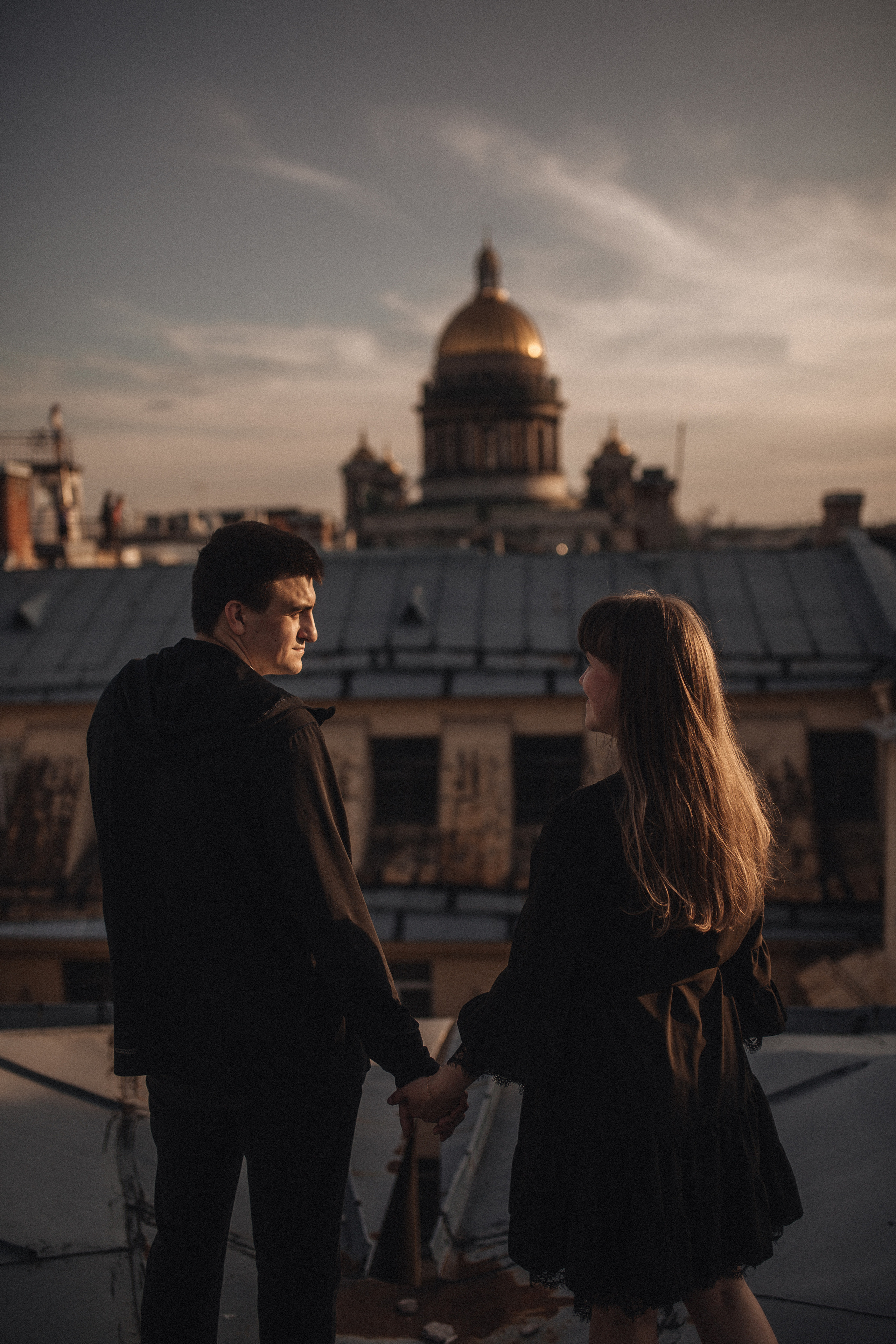Закат на крыше. Фотограф в Санкт Петербурге Лара Великова