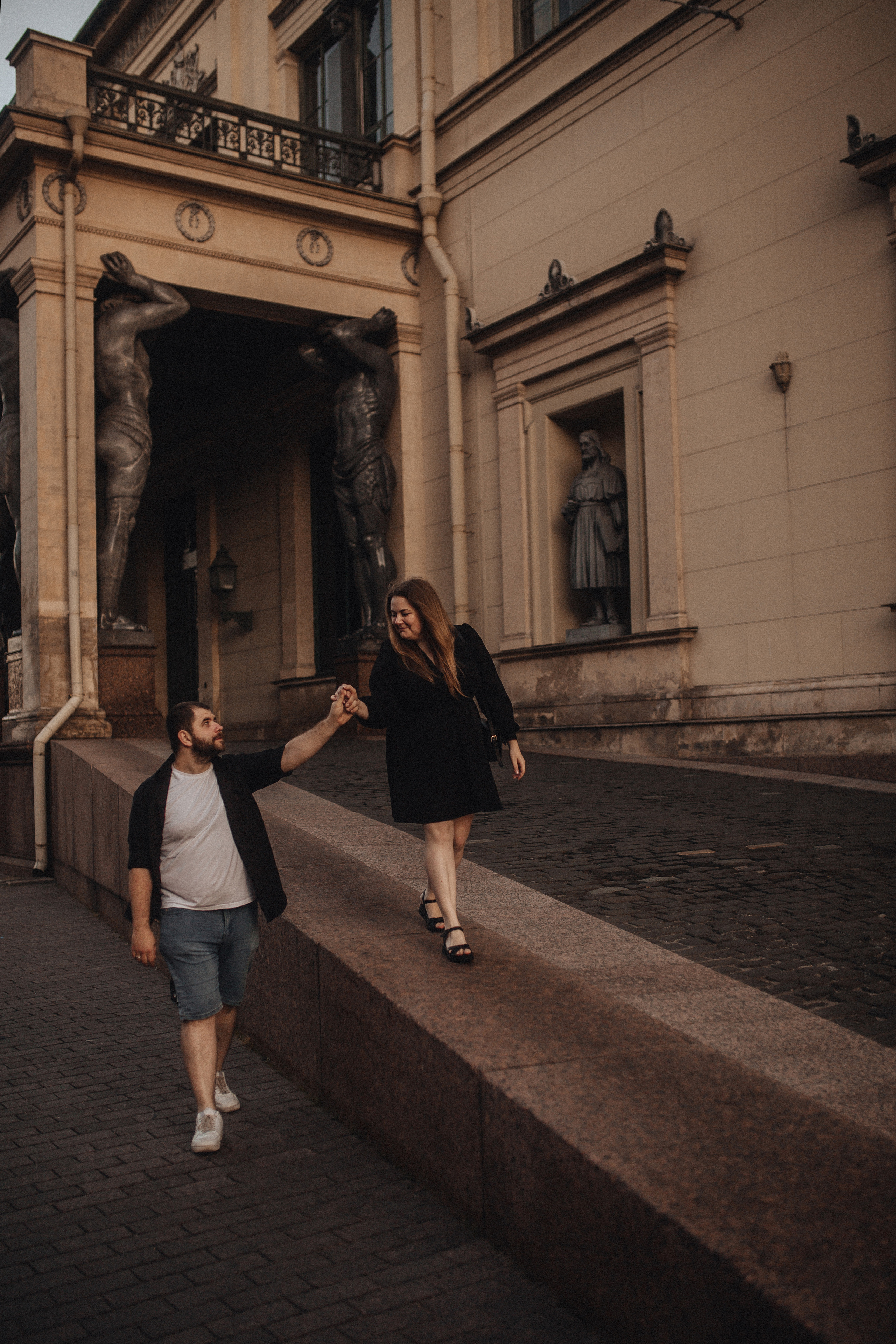 Видели ночь, гуляли всю ночь до утра. Фотограф в Санкт Петербурге Лара Великова