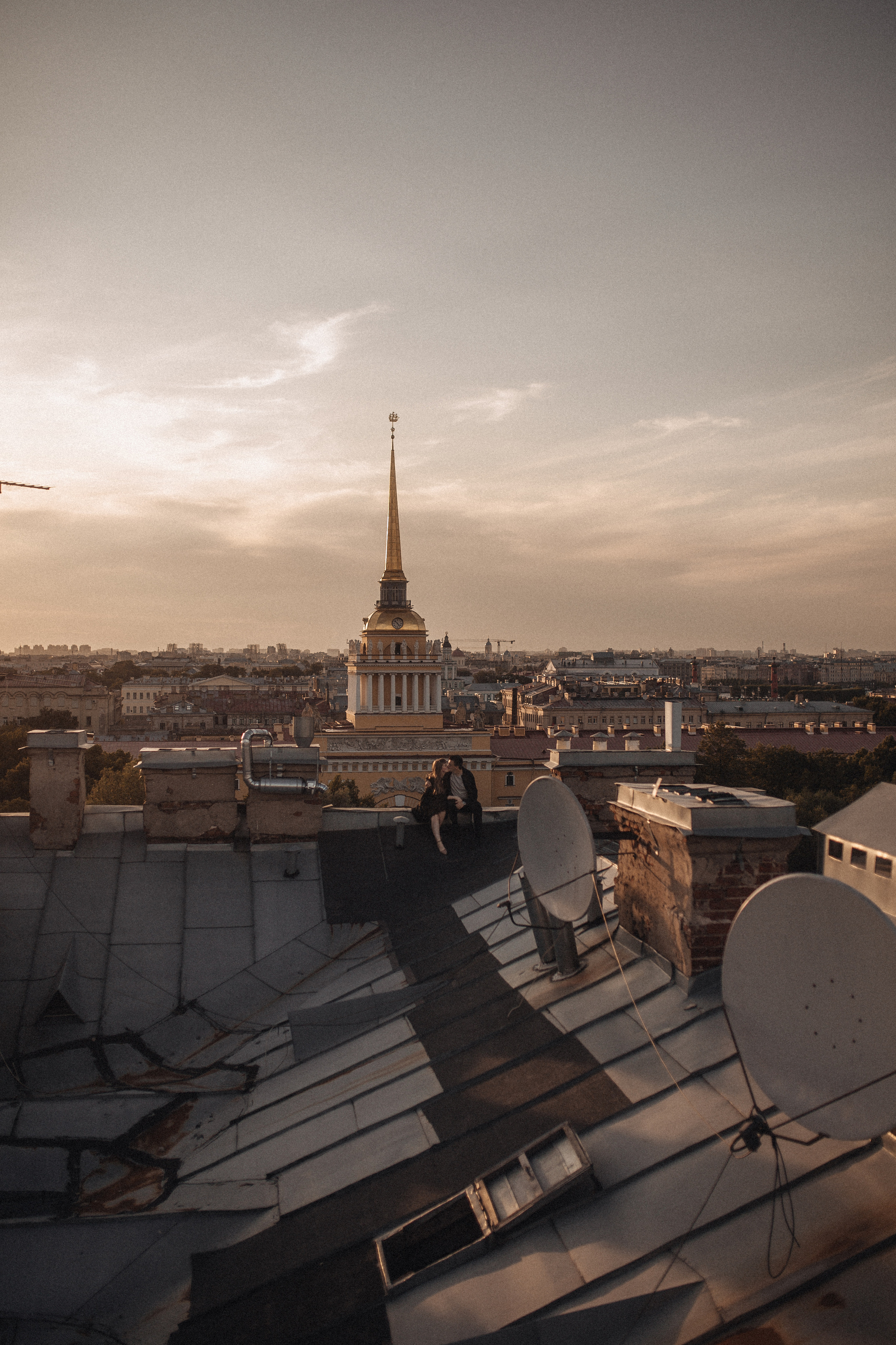 Закат на крыше. Фотограф в Санкт Петербурге Лара Великова