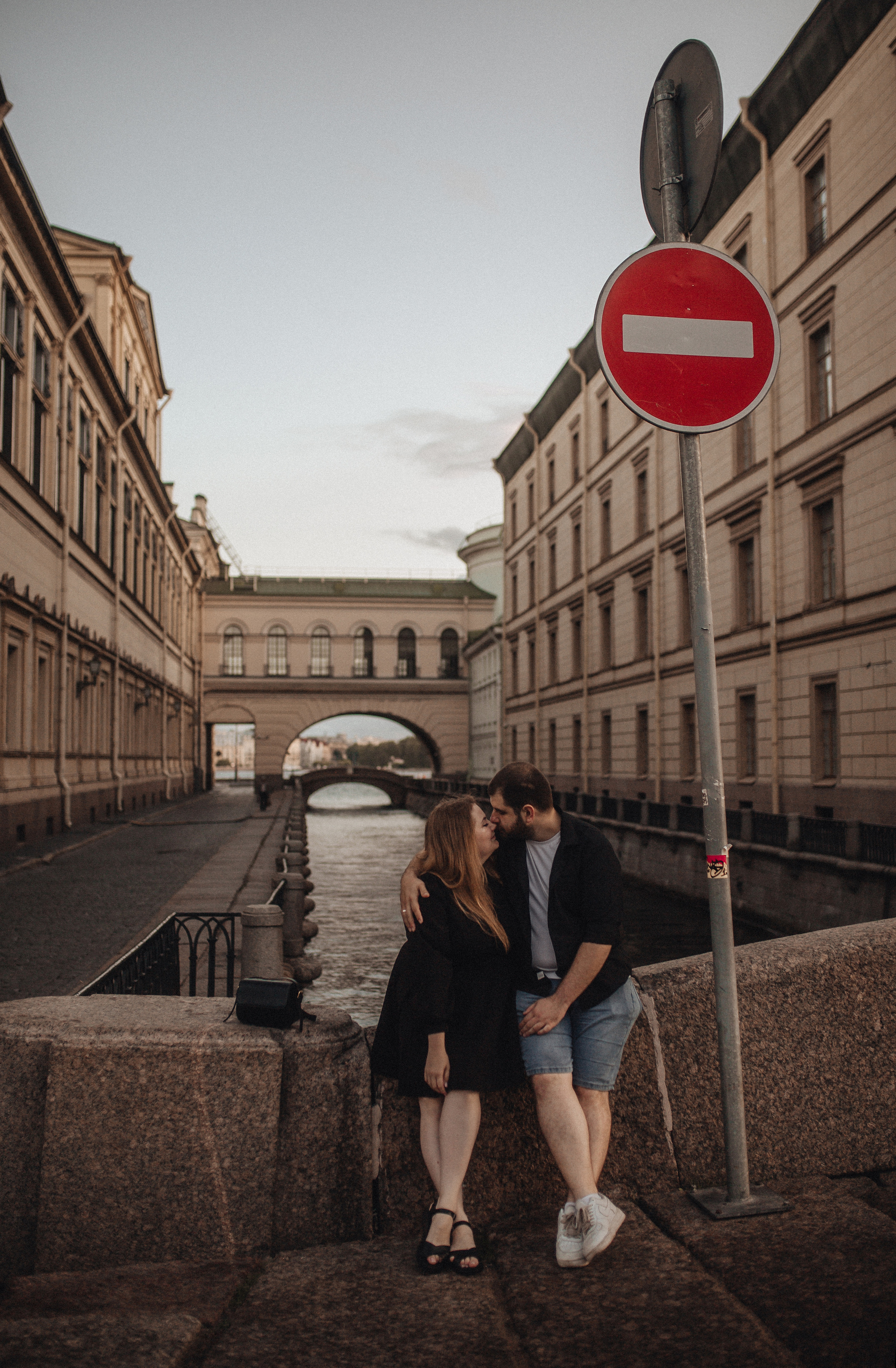 Видели ночь, гуляли всю ночь до утра. Фотограф в Санкт Петербурге Лара Великова