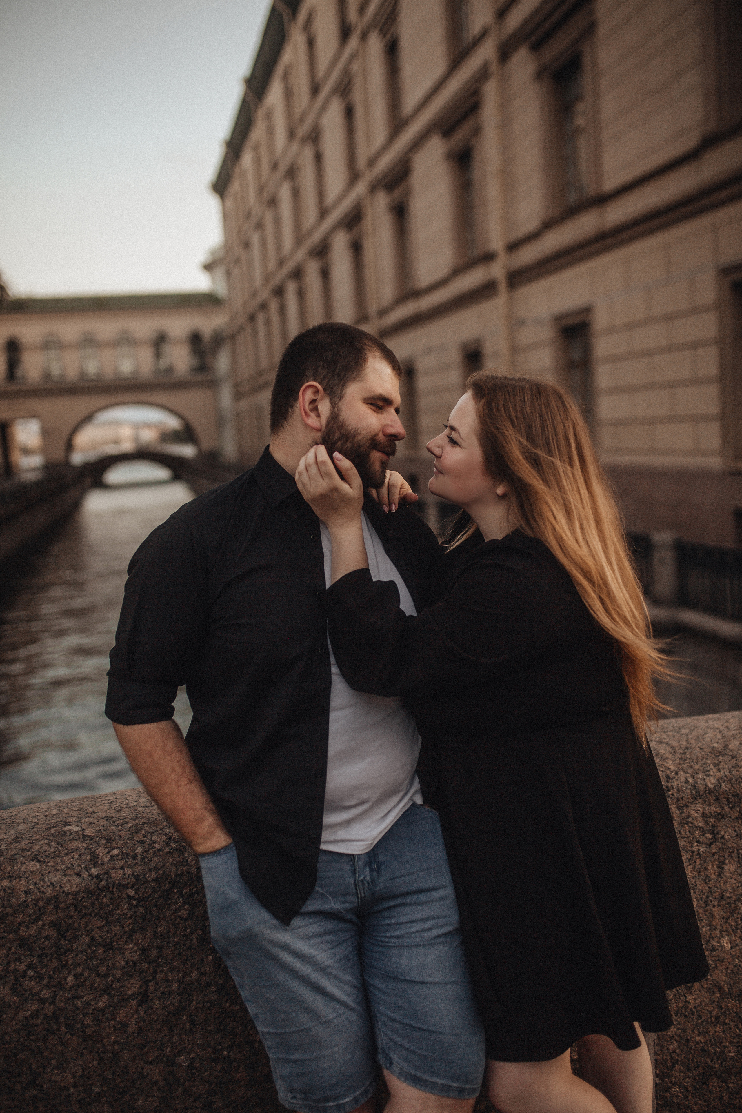 Видели ночь, гуляли всю ночь до утра. Фотограф в Санкт Петербурге Лара Великова