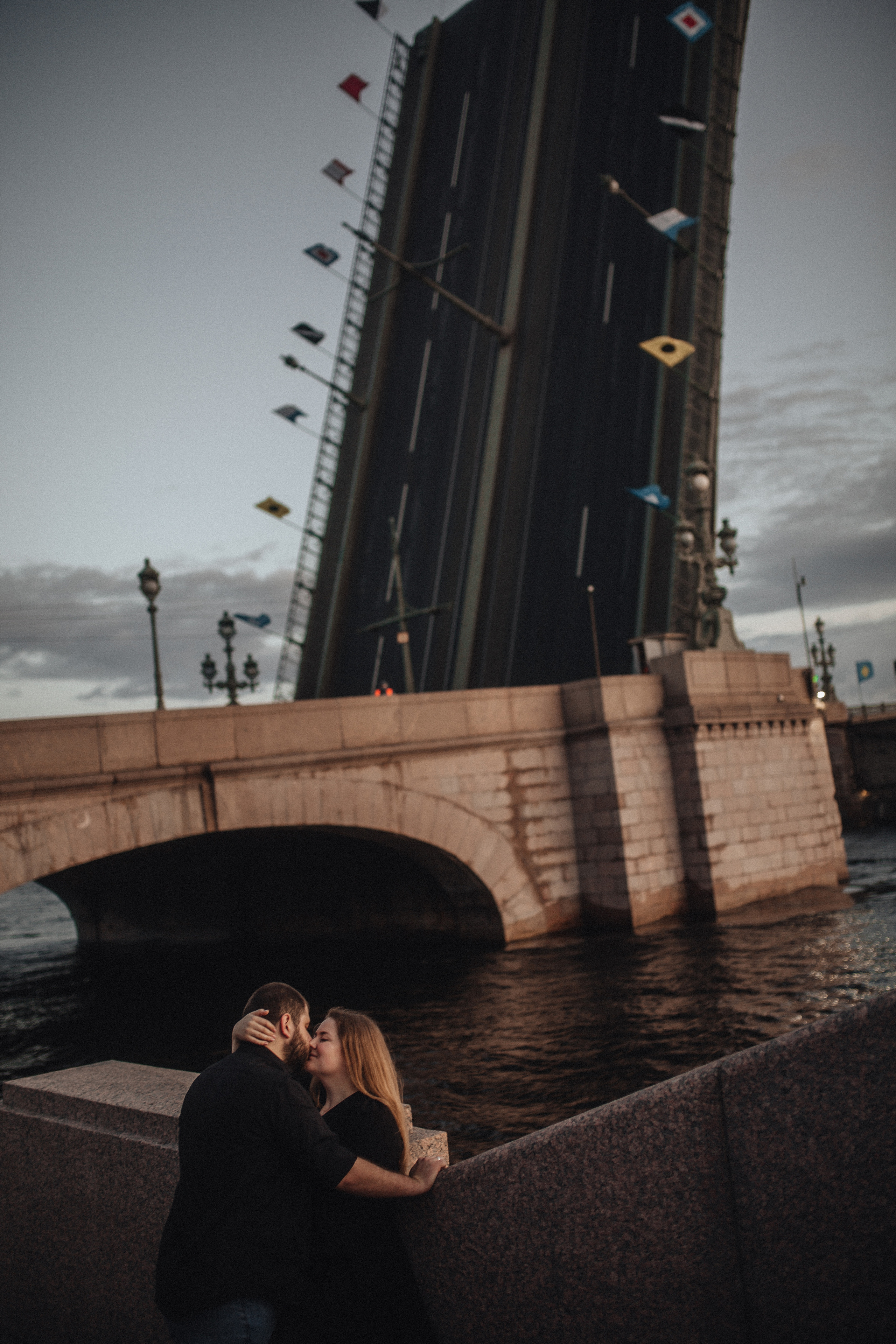 Видели ночь, гуляли всю ночь до утра. Фотограф в Санкт Петербурге Лара Великова