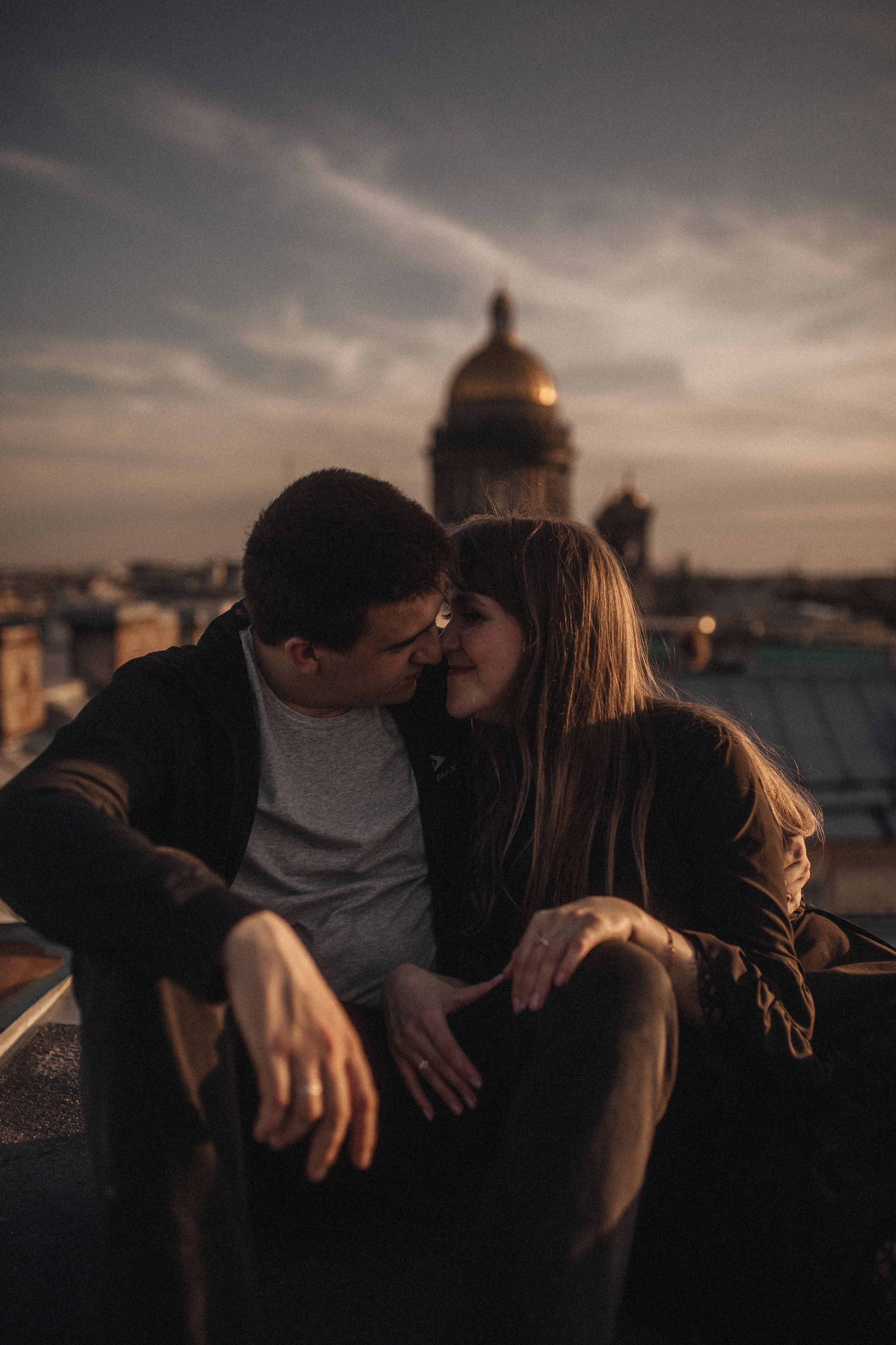 Закат на крыше. Фотограф в Санкт Петербурге Лара Великова