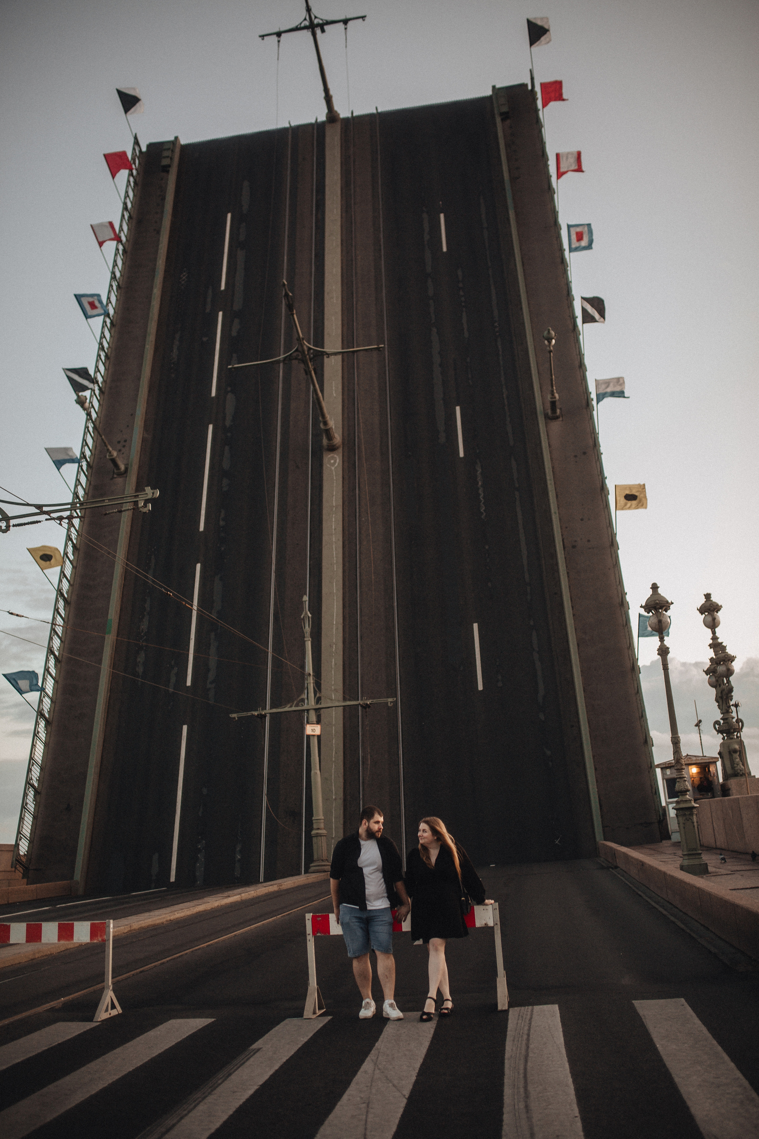 Видели ночь, гуляли всю ночь до утра. Фотограф в Санкт Петербурге Лара Великова