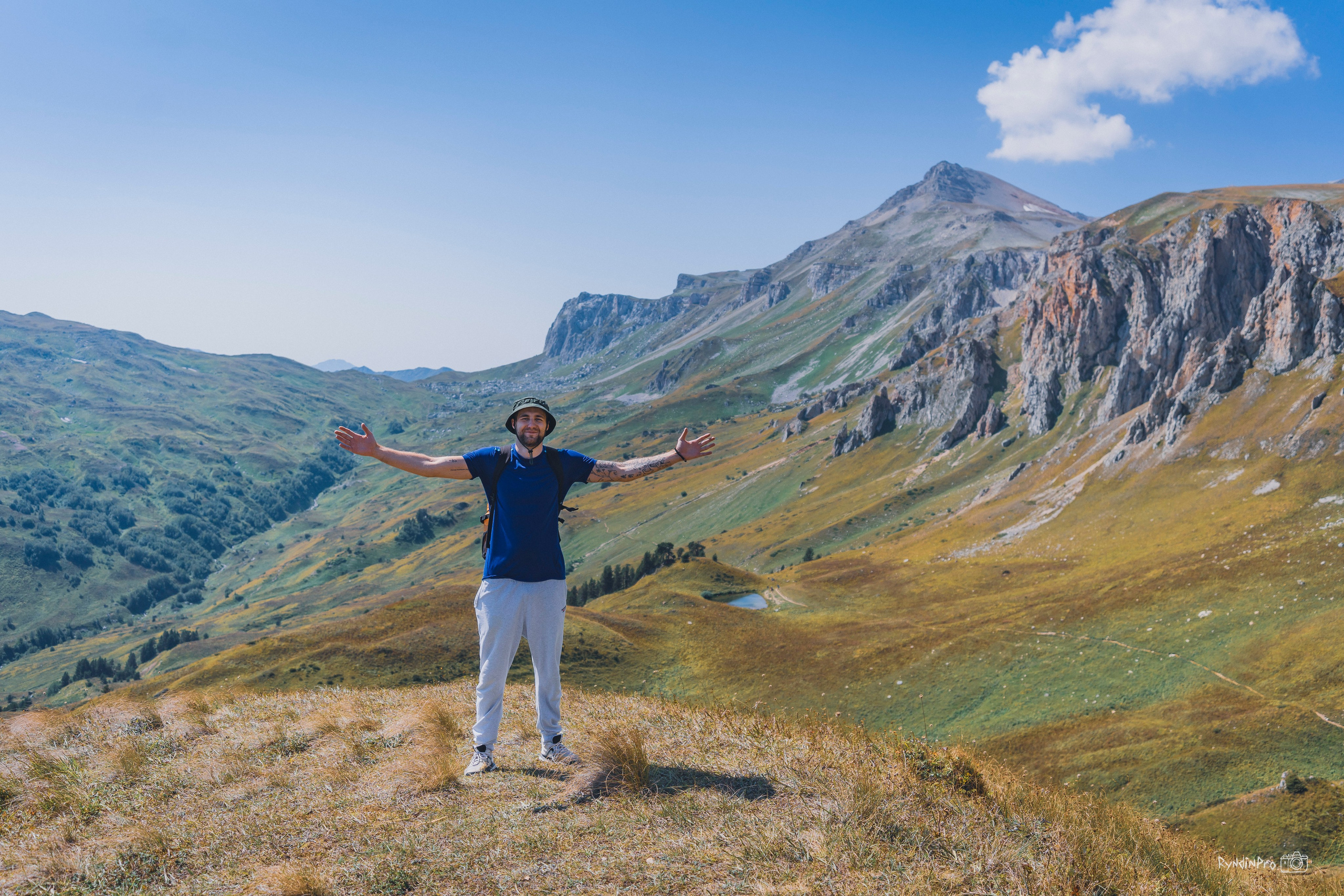 Поход на Оштен с командой Мадьяр 10.09.24. Репортажный фотограф в Краснодаре Рындин Дмитрий