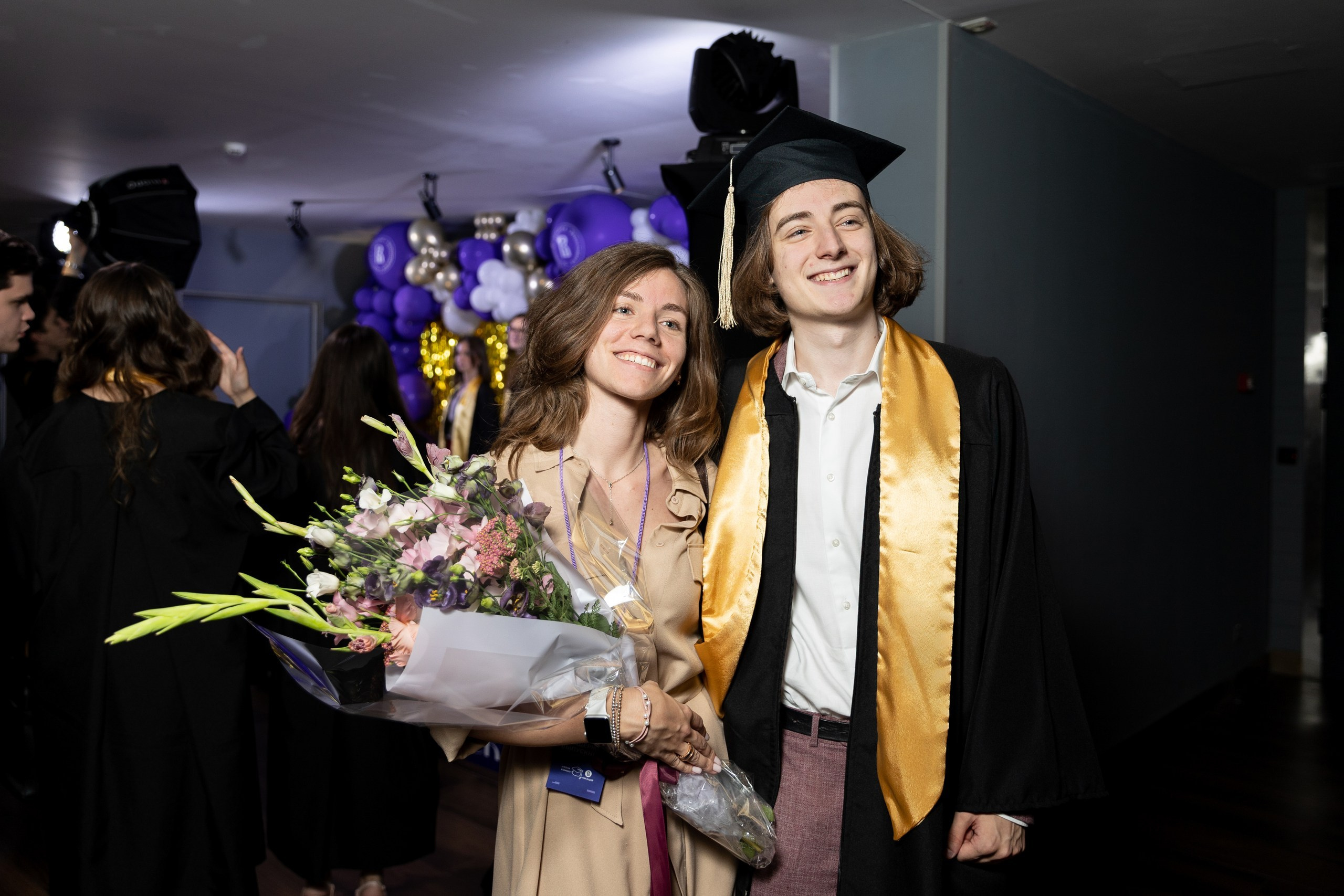 Выпускной Высшая Школа Экономики. Свадебный и семейный фотограф