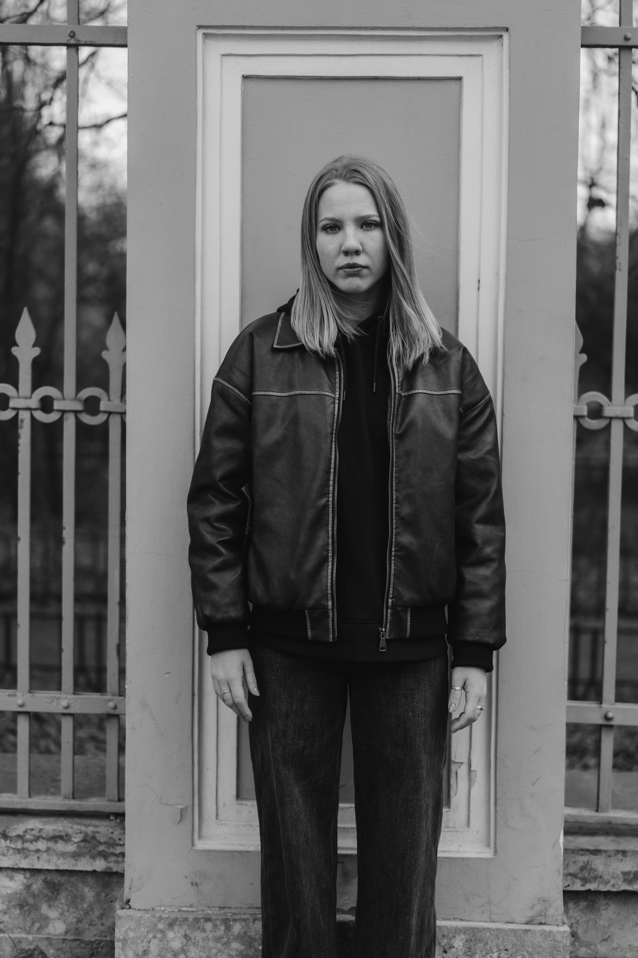 Прогулочная фотосессия по Обводному каналу. Виктория Спорова. Ваш портретный фотограф в Санкт-Петербурге