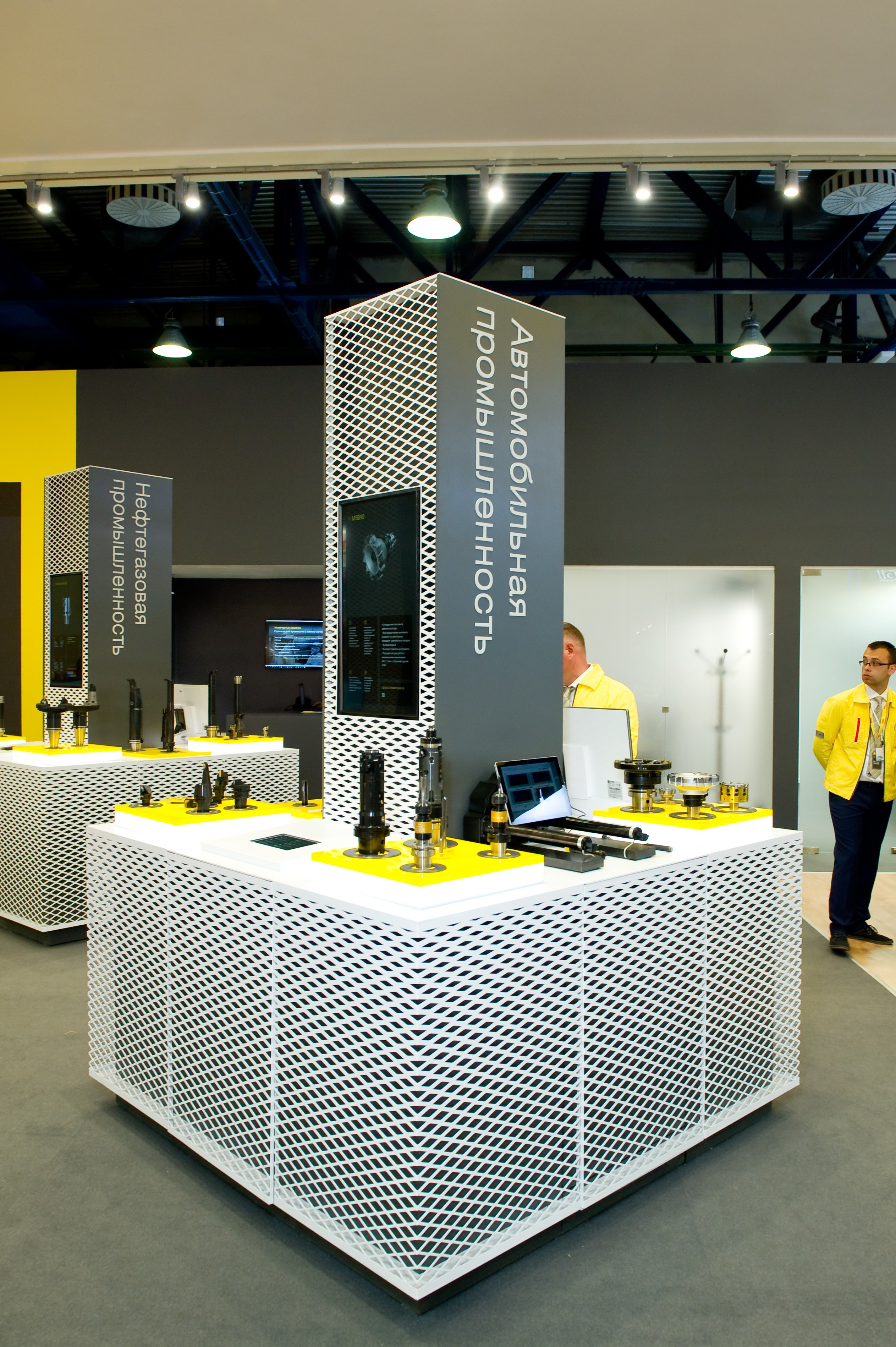 Работа Sandvik на выставке «Металлообработка». Репортажный фотограф и видеограф Слава Думчев. Тимбилдинги, отчетники, корпоративы