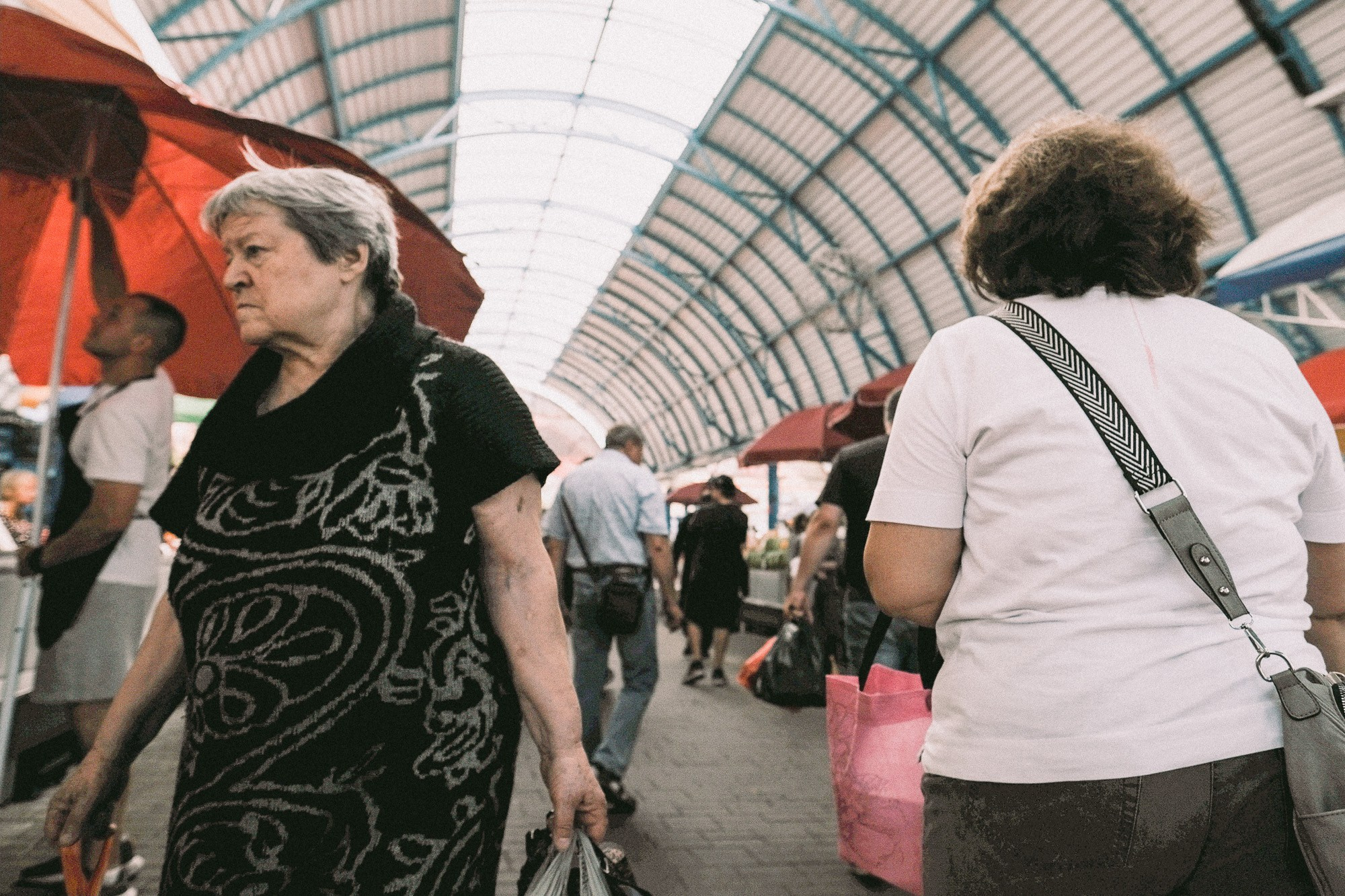 ПО ОБЕ СТОРОНЫ. Фотограф Андрей Копий. Фотосъёмка в Нижнем Новгороде и Москве