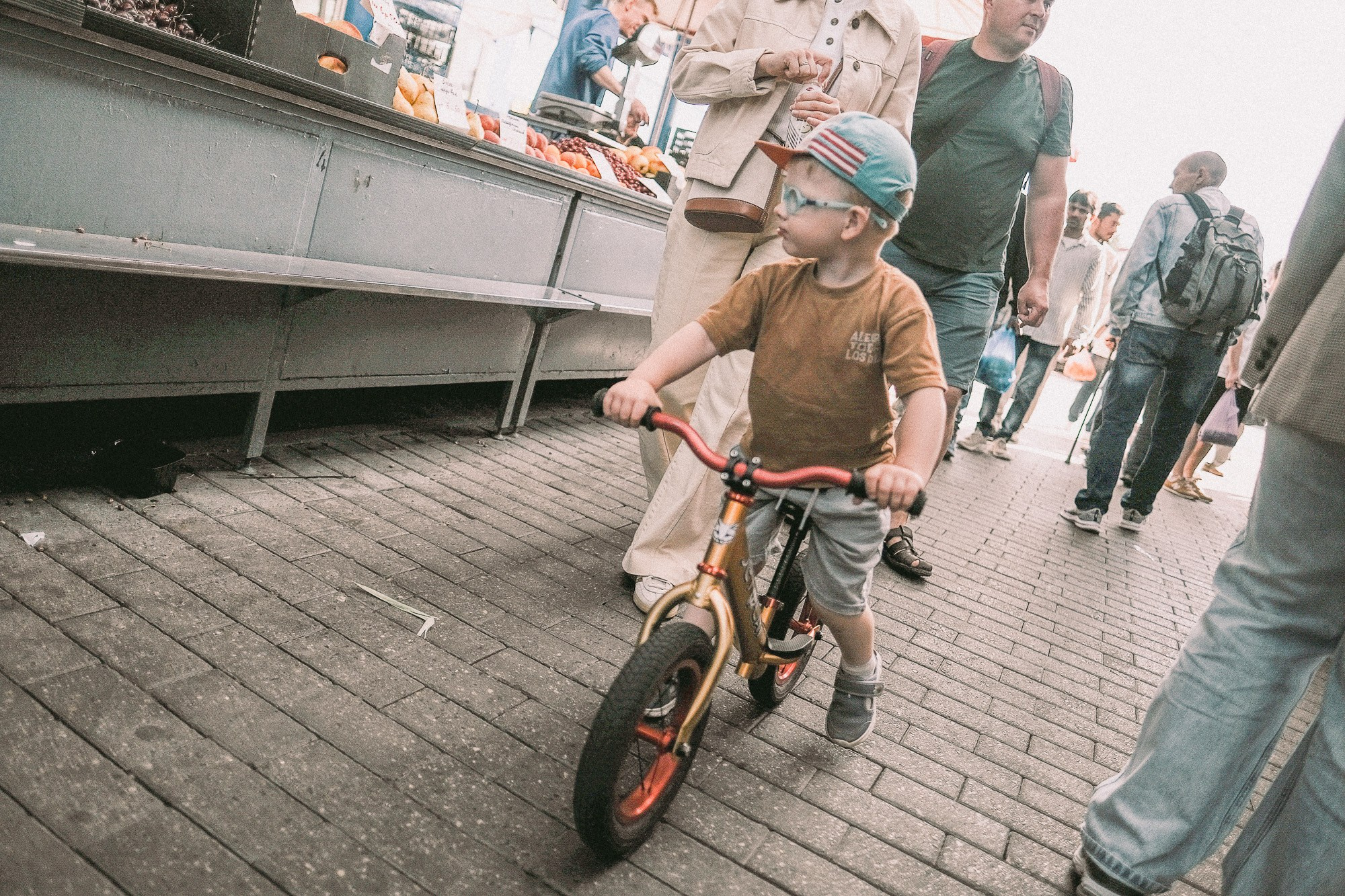 ПО ОБЕ СТОРОНЫ. Фотограф Андрей Копий. Фотосъёмка в Нижнем Новгороде и Москве