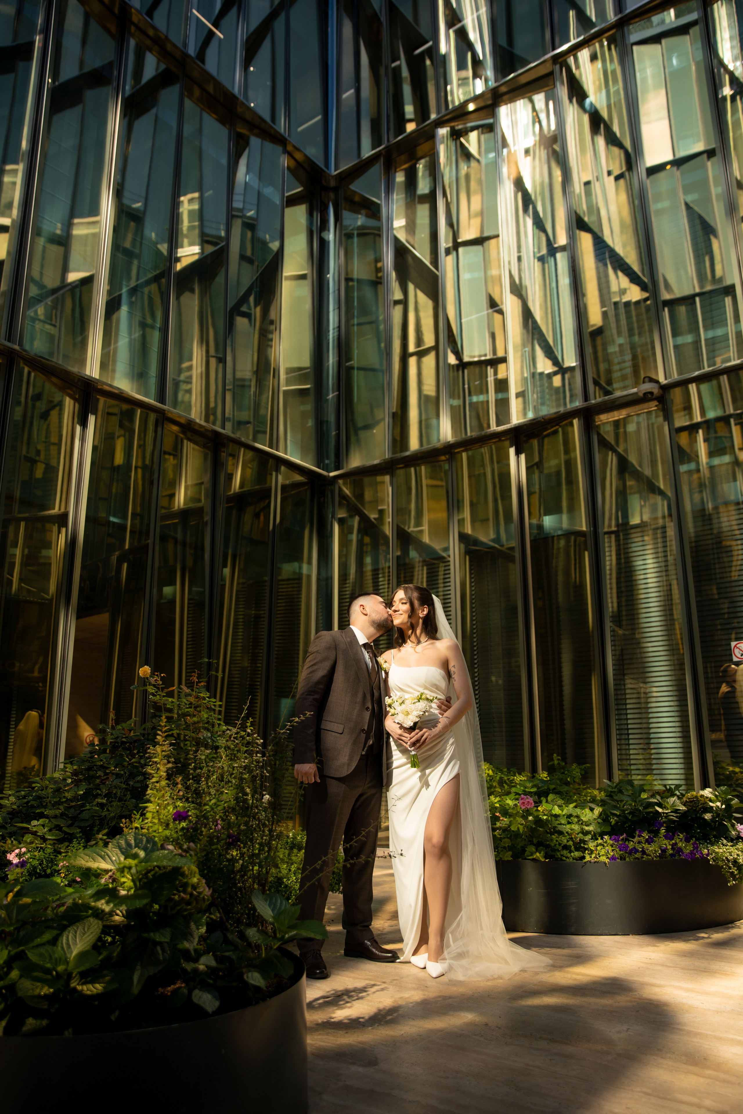 Анна и Александр / Прогулка + ЗАГС. Свадебный и семейный фотограф в Москве Диана Левченко