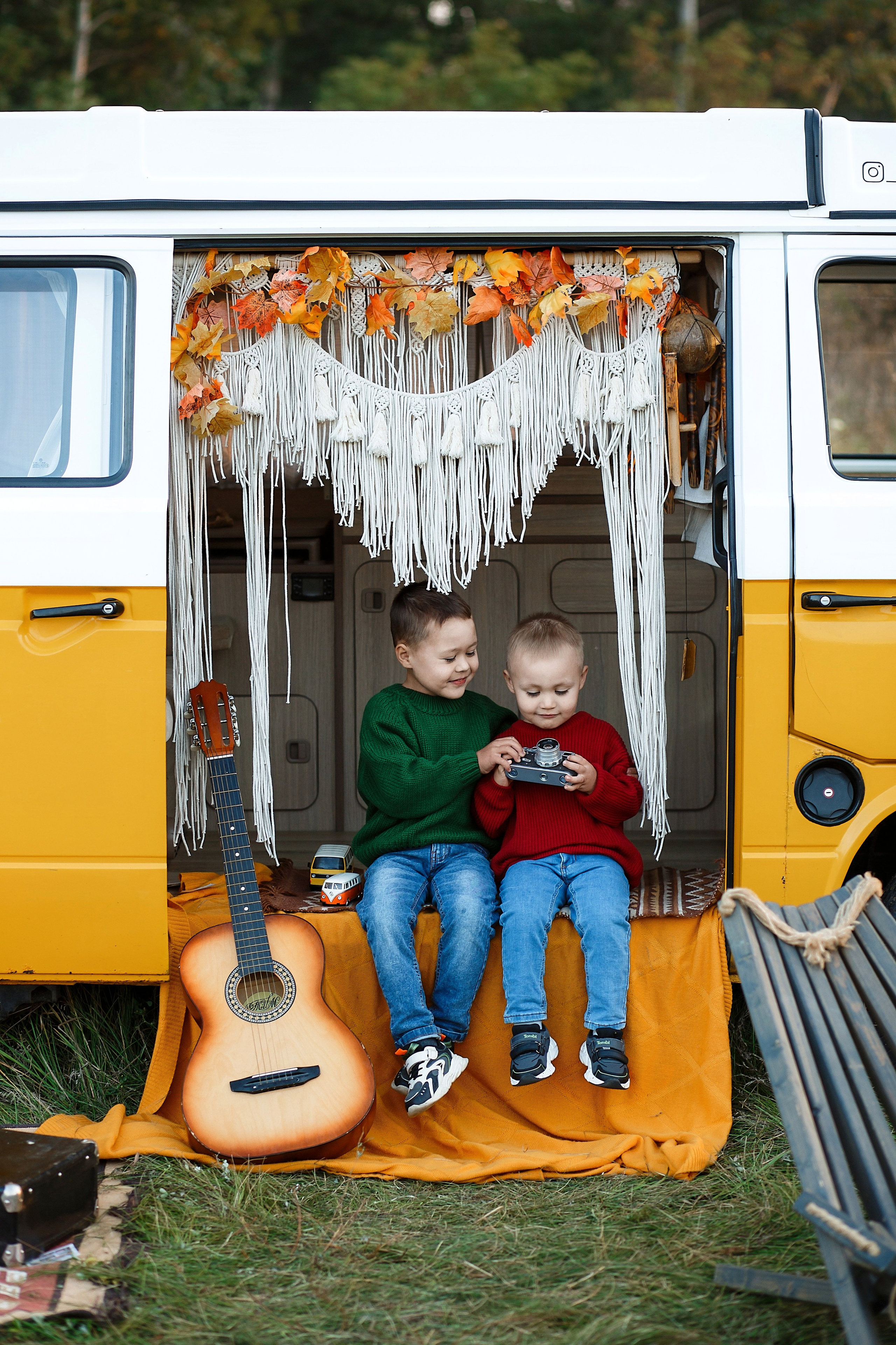 Желтый фургон. Семейный и детский фотограф в Стерлитамаке Разина Рахмангулова