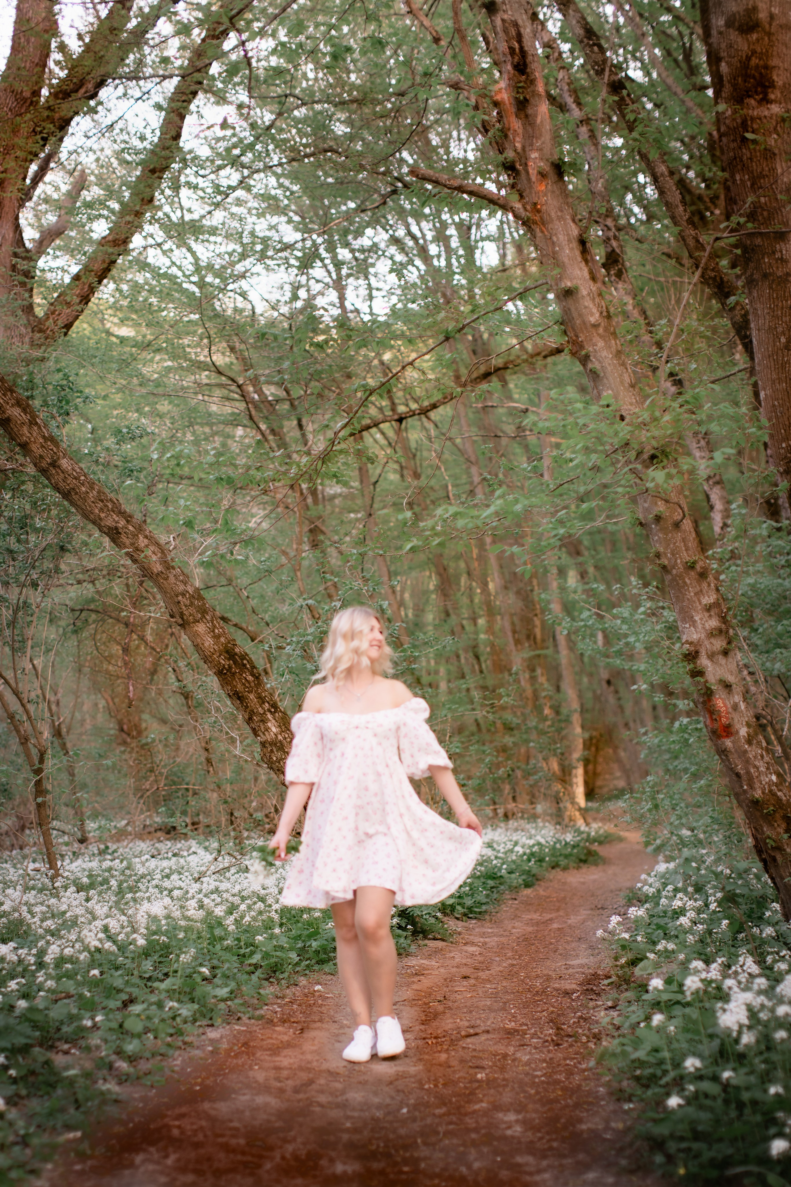 Весенняя пора. Фото в цветущей зелени. Фотограф и видеограф в Ставрополе Инна Попова