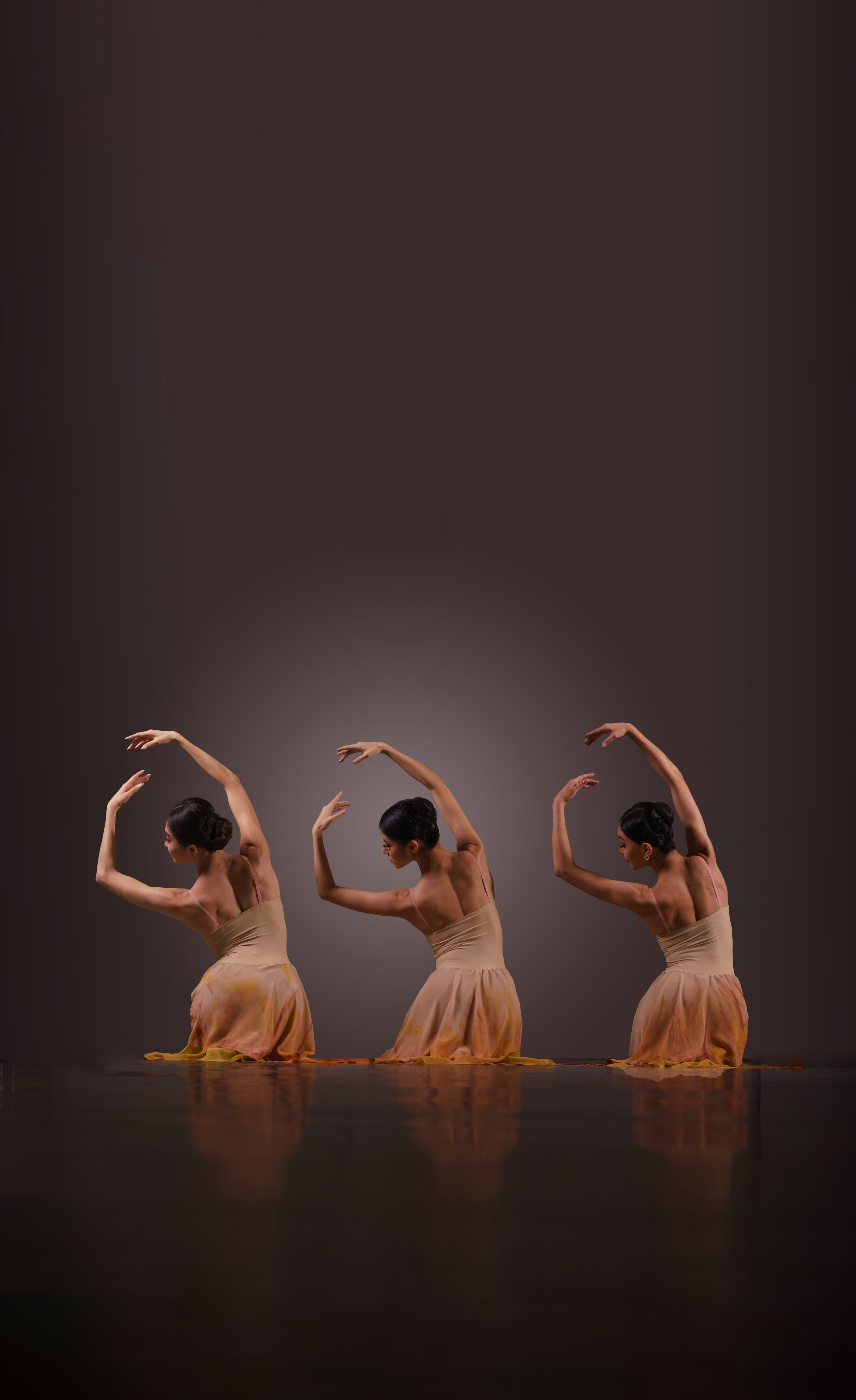 Анонс спектакля «Легенда о Тюльпане». Фотограф Алматы, курс по Фотографии в Алматы. Дмитриева Наталья