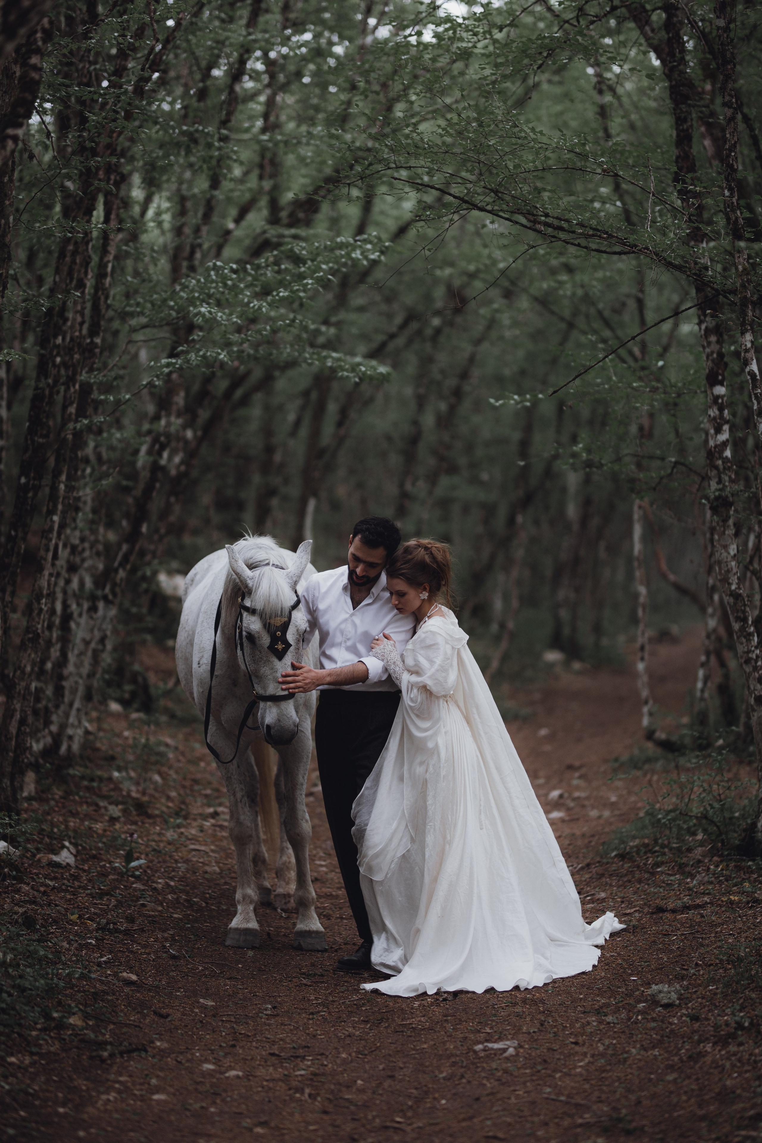 Свадебная фотосессия у водопада. Фотограф Анастасия Залевская