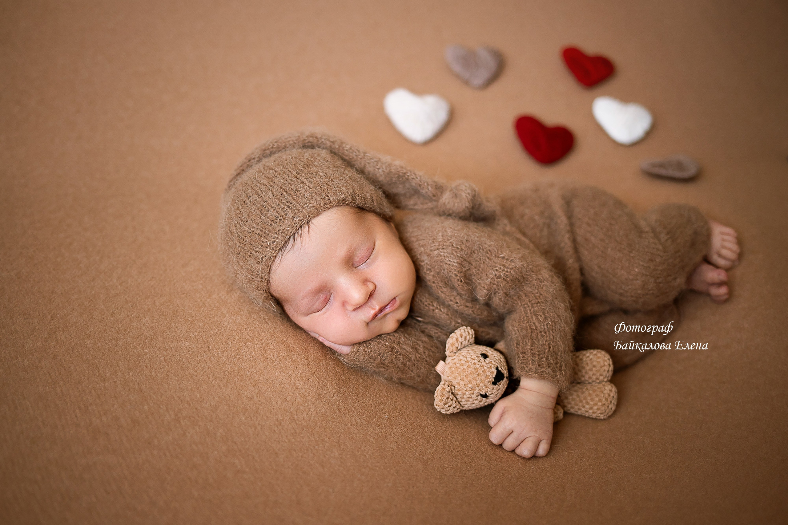 Фотосессия новорожденного. Фотограф новорожденных в Новосибирске