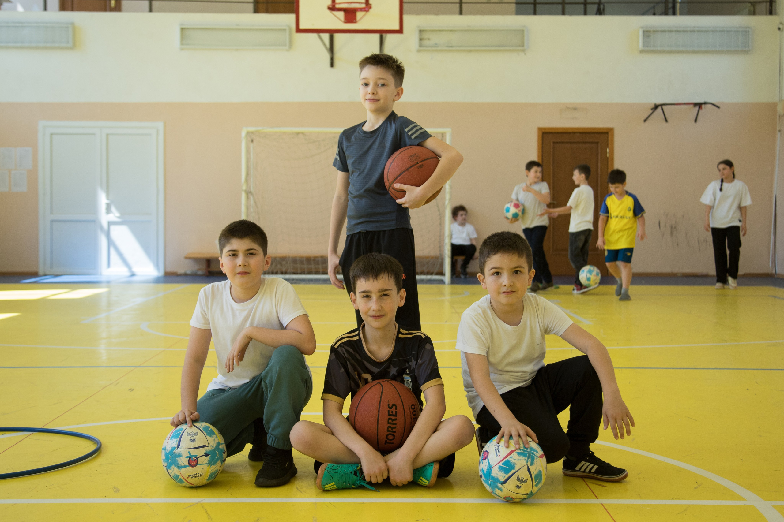 4 класс. Школьный фотограф в г. Нальчик Галимат Абитова