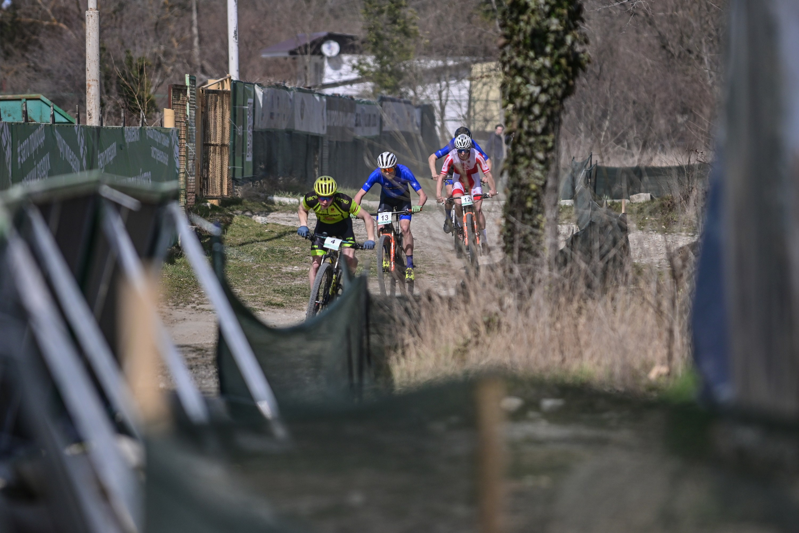 Маунтинбайк, кросс-кантри в Архипо-Осиповке 16 марта 2025. Спортивный фотограф, фотожурналист Павел Ларькин