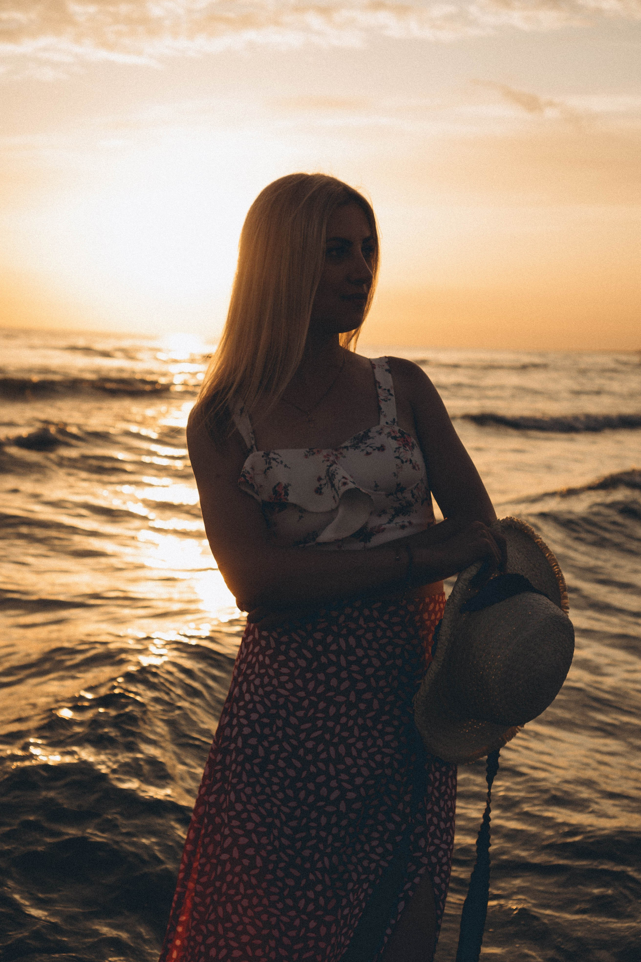 Июльский вечер на берегу черного моря. Профессиональный фотограф, Санкт-Петербург — Виктория Богомолова