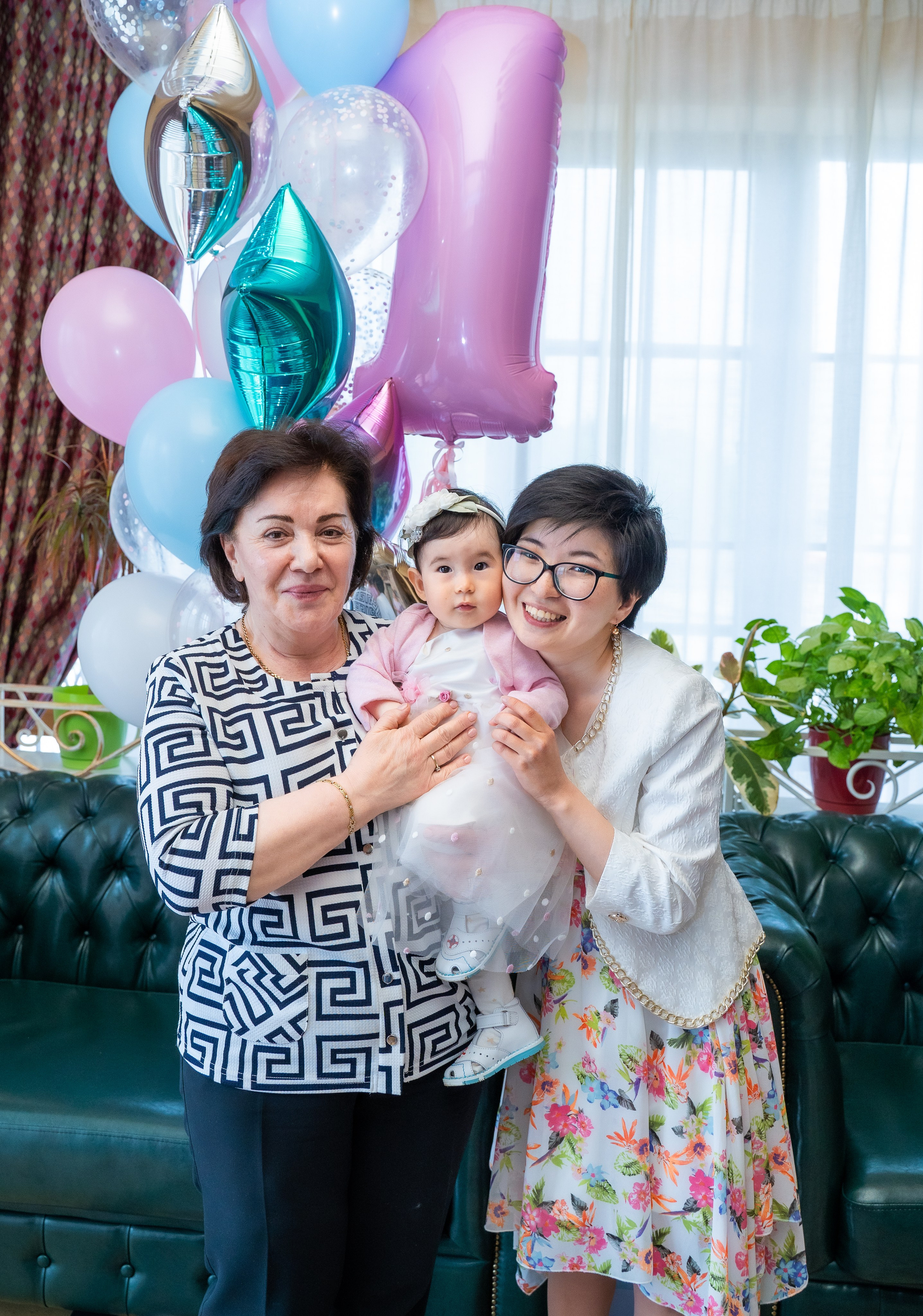 Фотограф на детский день рождения в Москве — заказать съемку праздника