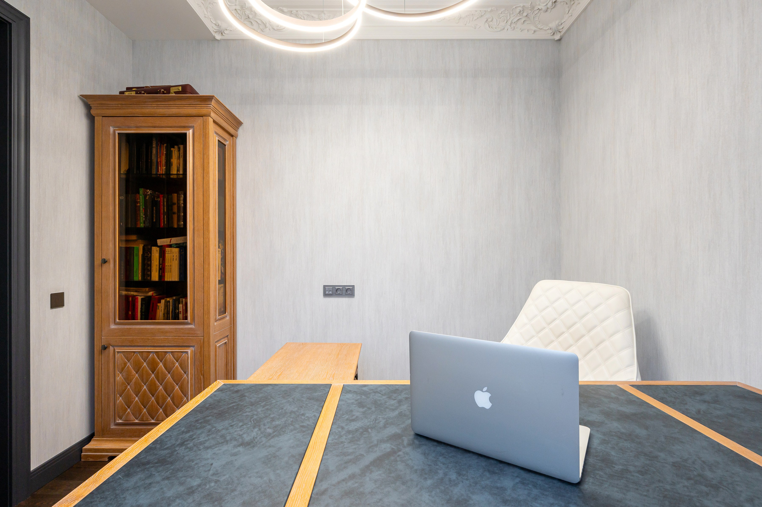 Квартира на Ждановской. Интерьерный фотограф. Фото- видеосъемка недвижимости Санкт-Петербург