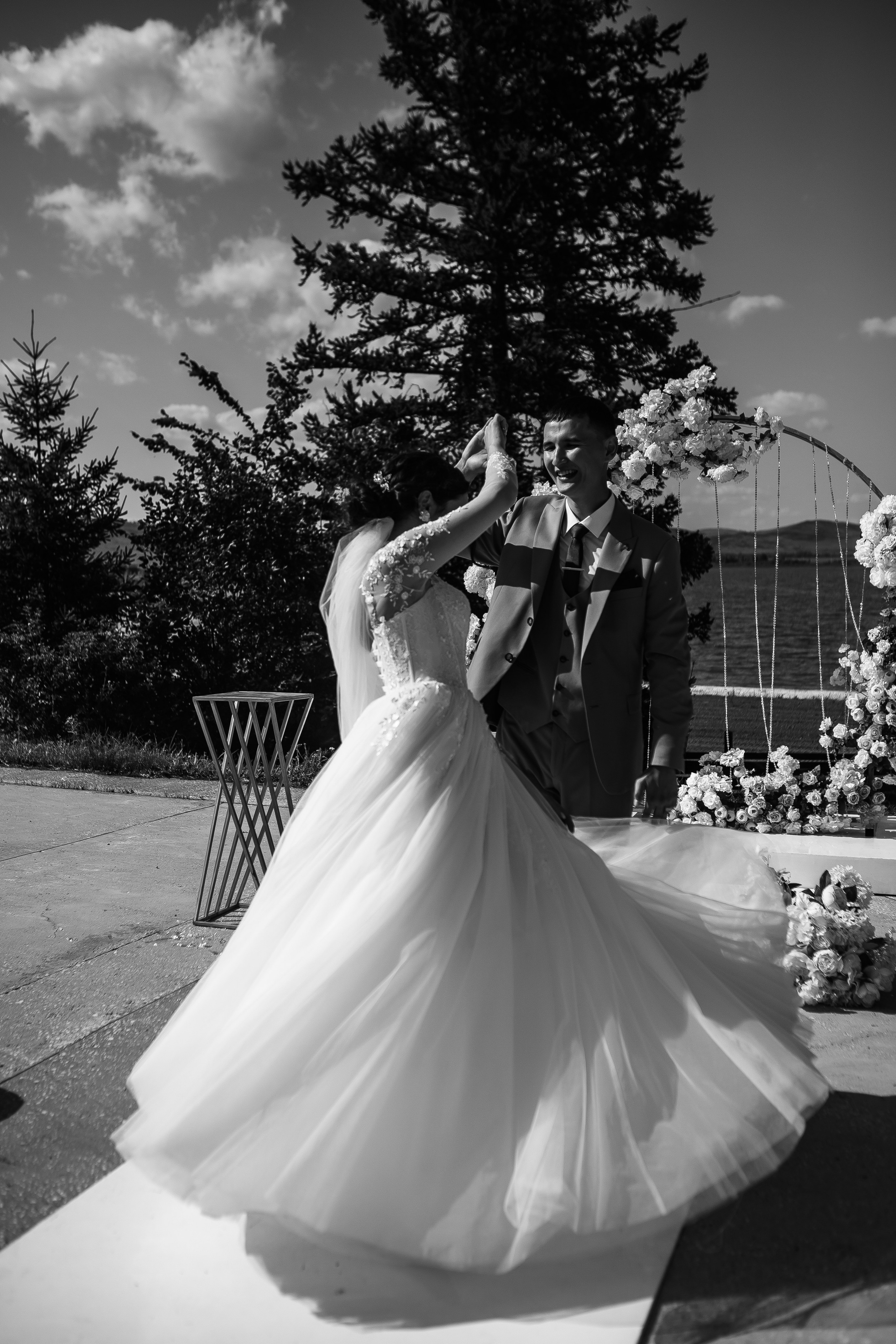 Свадьба в Динопарке. Свадебный фотограф Виктория Чуйко Магнитогорск. Визуал для бизнеса