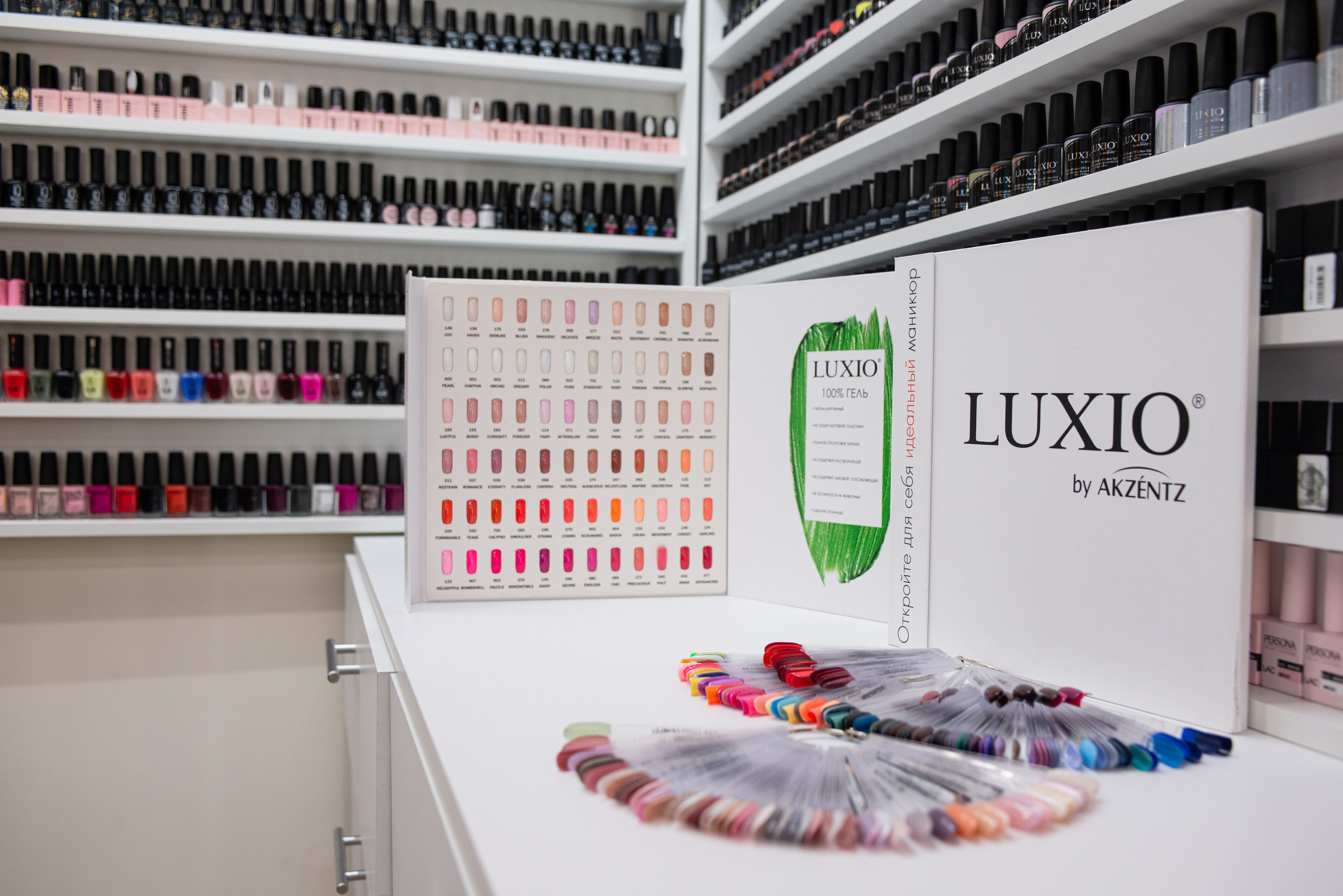 Интерьерная фотосъёмка салонов красоты Force Majeure. Репортажный и персональный фотограф в Москве