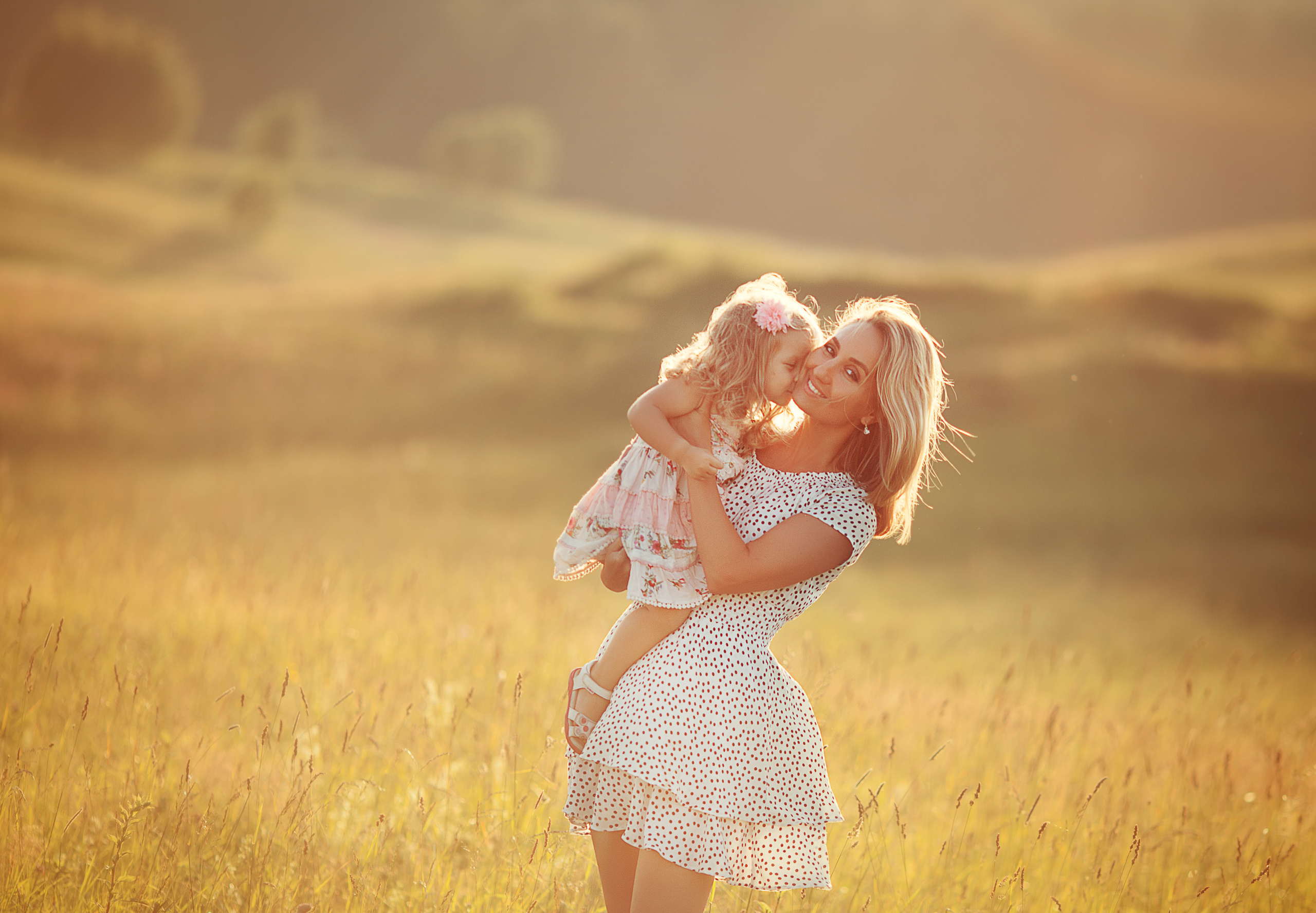 Фотосессия в пшенице. Детский и семейный фотограф Муксимова Ирина