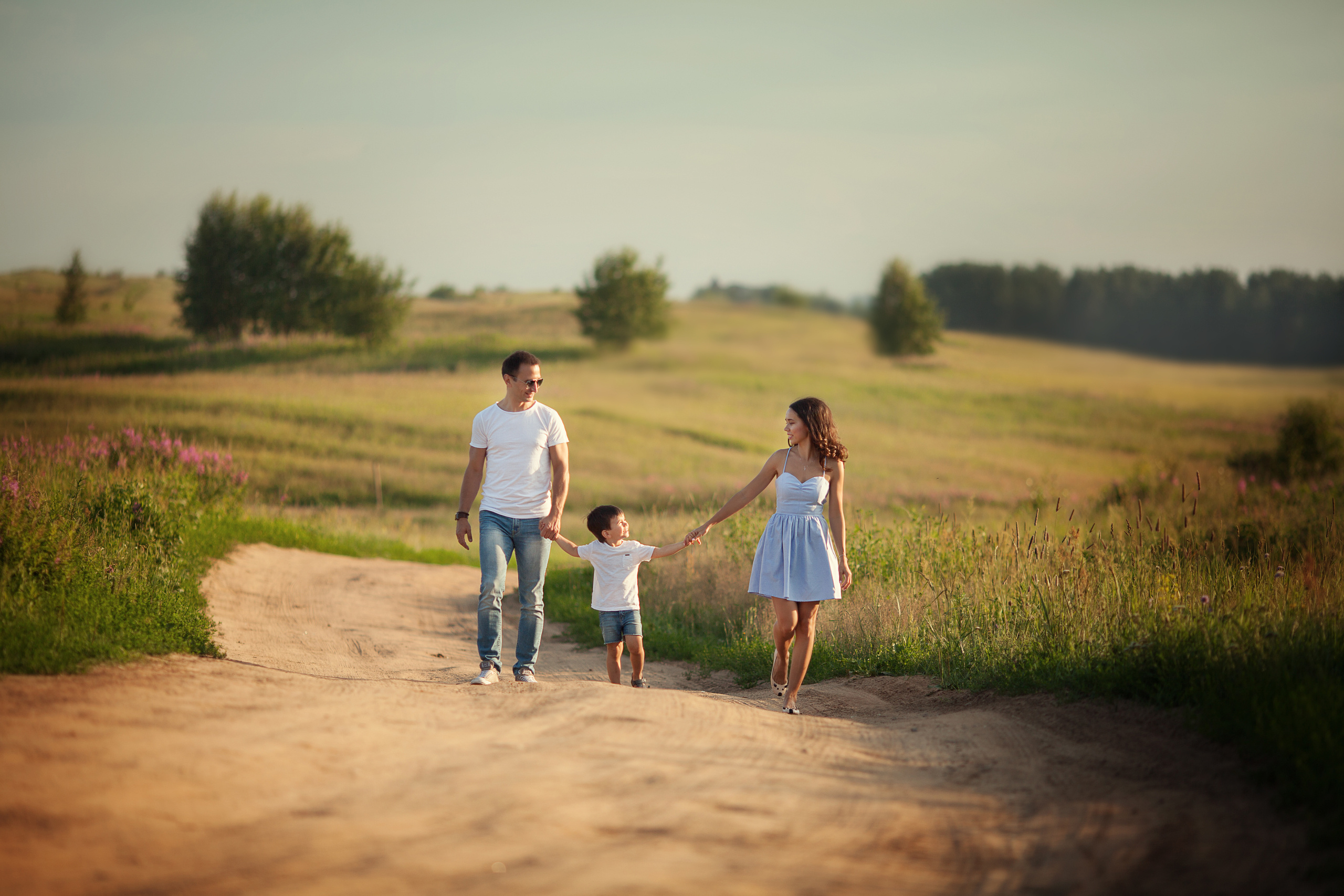 Фотосессия в полях спб. Детский и семейный фотограф Муксимова Ирина