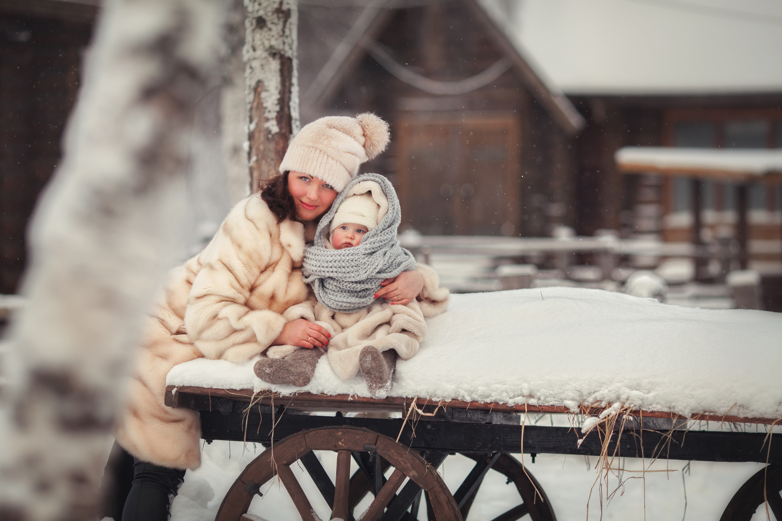 Зимняя фотосессия в деревне. Детский и семейный фотограф Муксимова Ирина