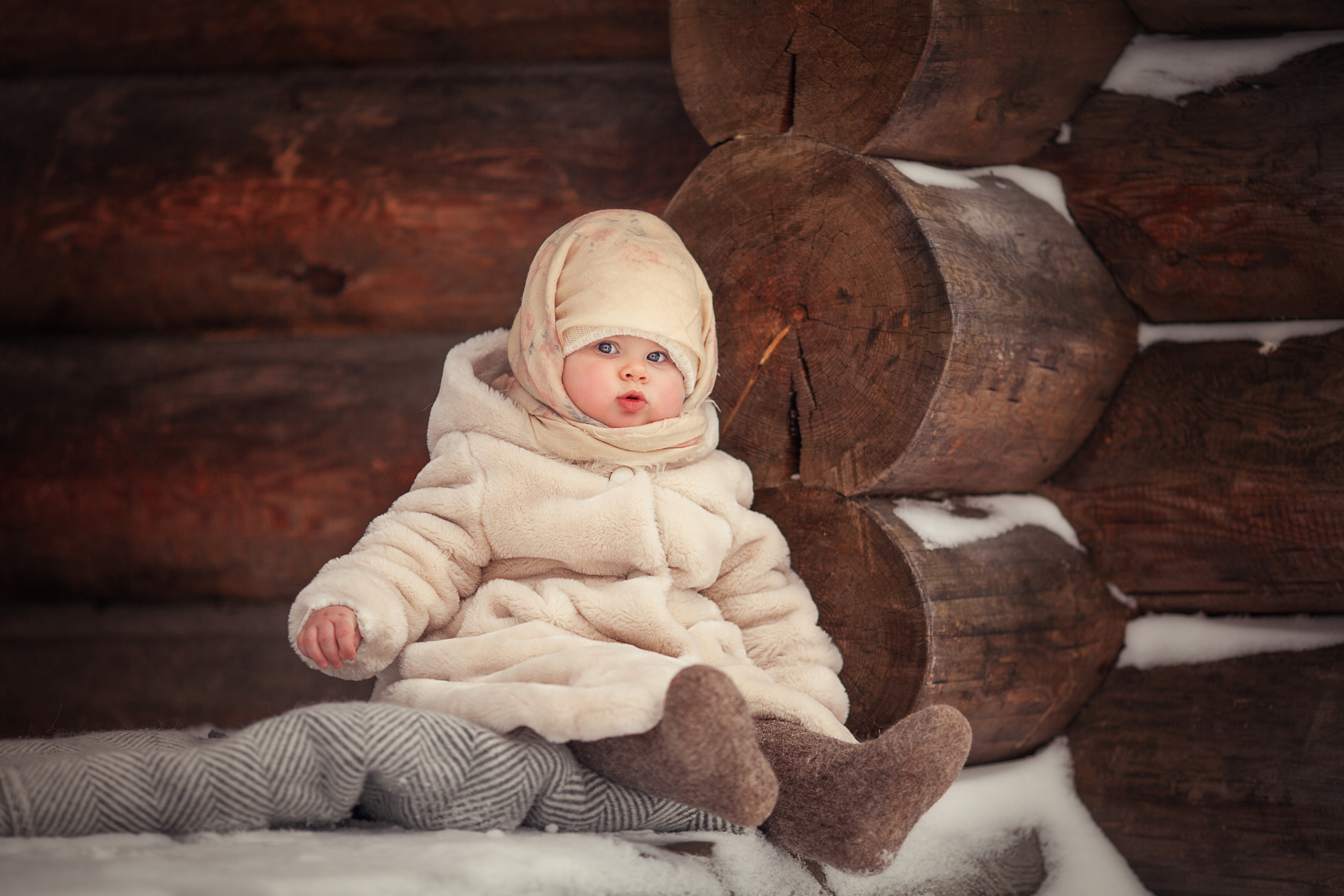 Зимняя фотосессия в деревне. Детский и семейный фотограф Муксимова Ирина