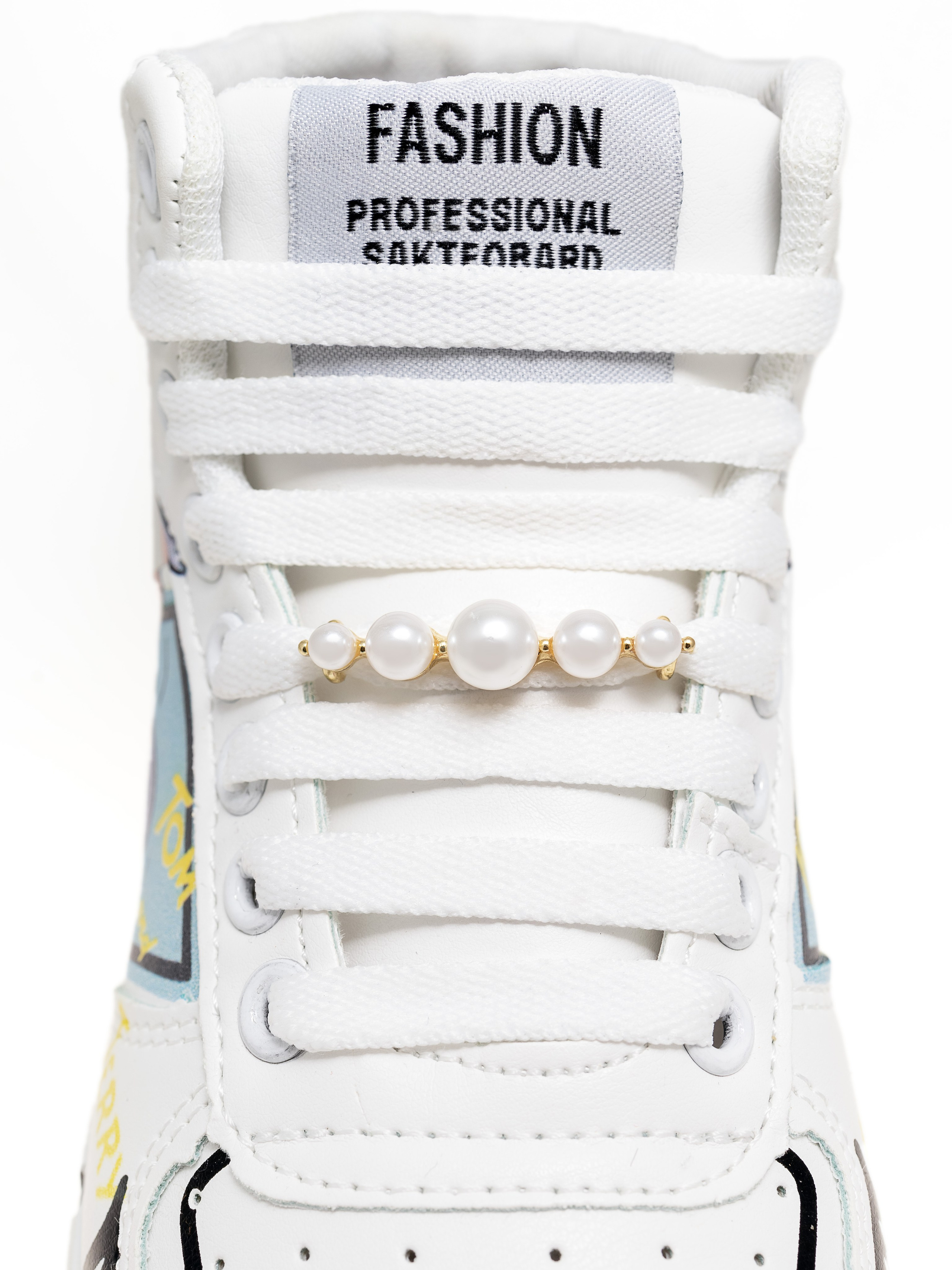 Украшения для шнурков. Ирина Мезенцева | Женский и предметный фотограф | г. Омск