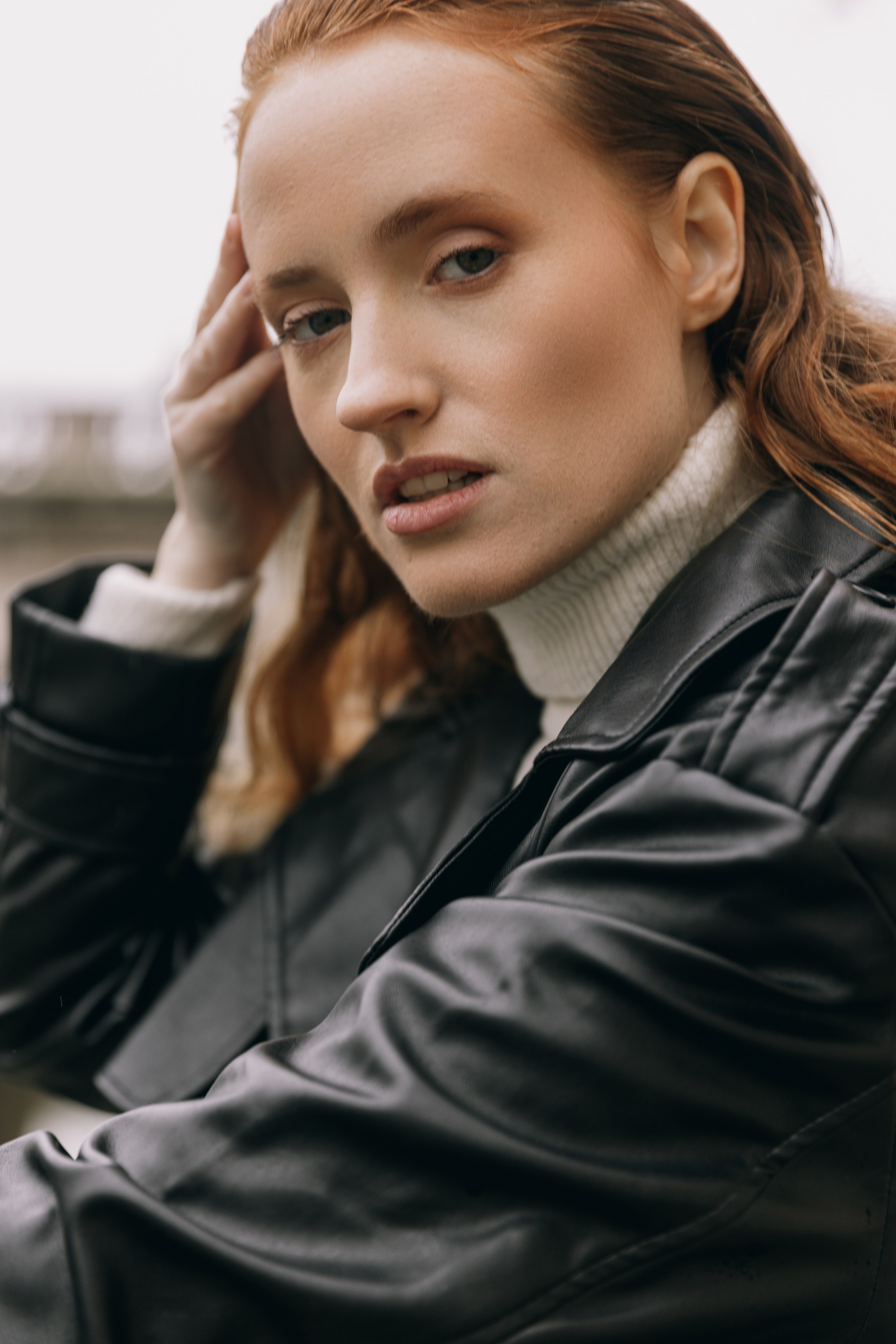 Femme fatale. Photographer in Paris