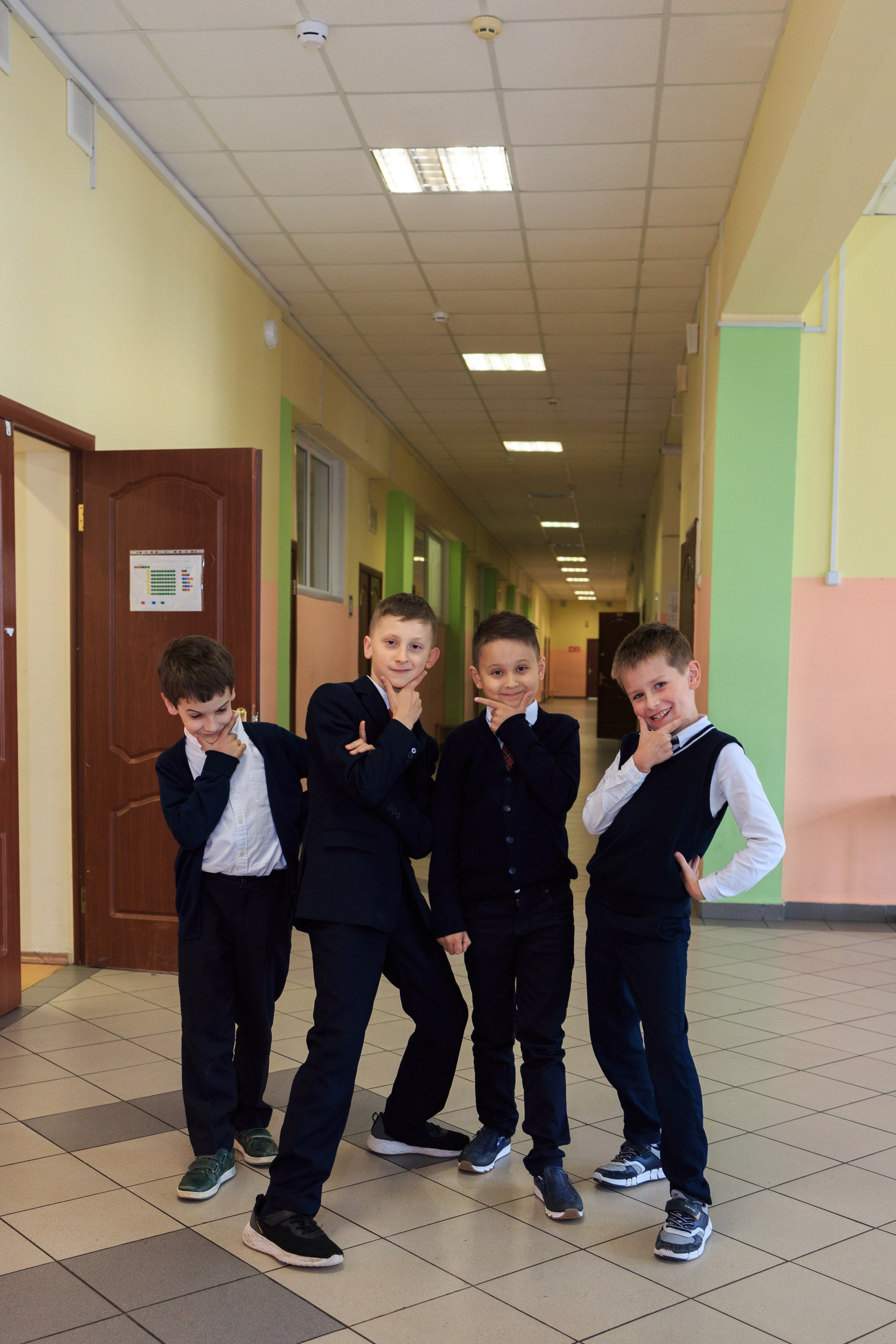 Фотографии выпускников 4 класса. Выпускные альбомы и общие фото в Москве от Юлии Шевердиной