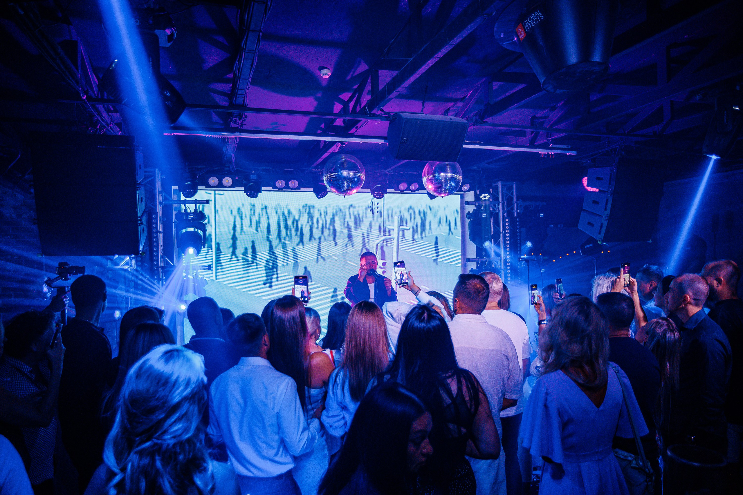 «LYRIQ"_Чайка на пляже_Ялта_15.08.2025 г. Аминов Руслан | Фотограф