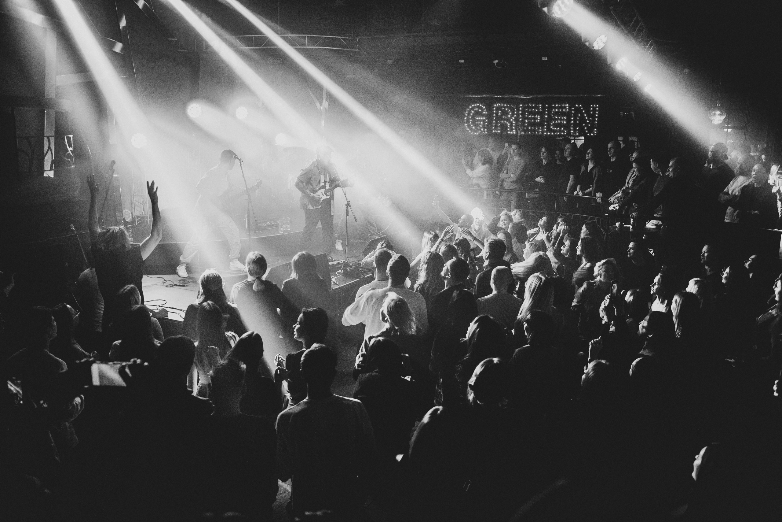 Дэммит Томаз. Фотограф для музыкантов, фотограф на концерт, концертный фотограф, съемка концерта, бэкстейдж фотограф