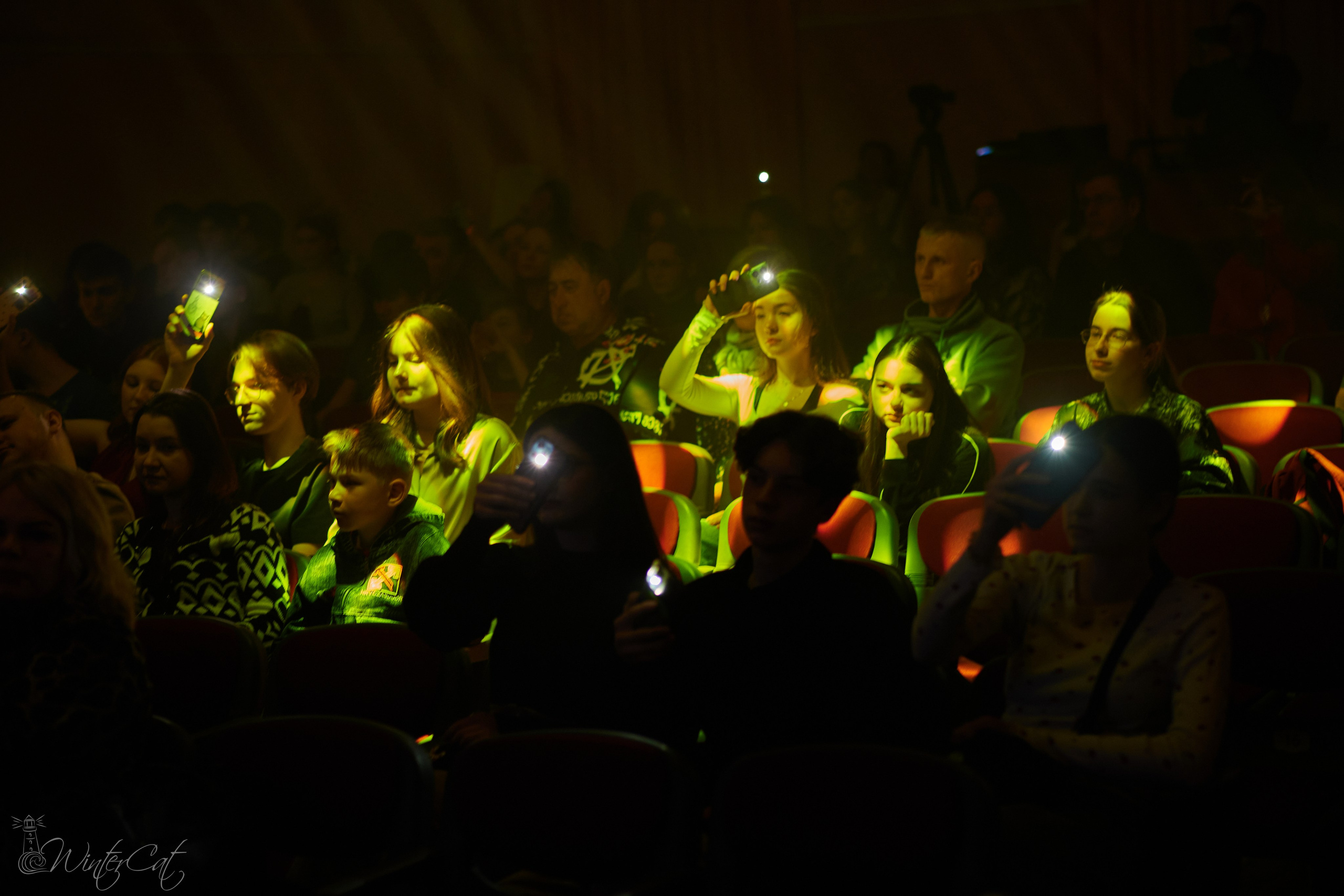 Крик ДК Автотэк. Портретный и репортажный фотограф в Магадане Андрей Нефедов WinterCatPhoto