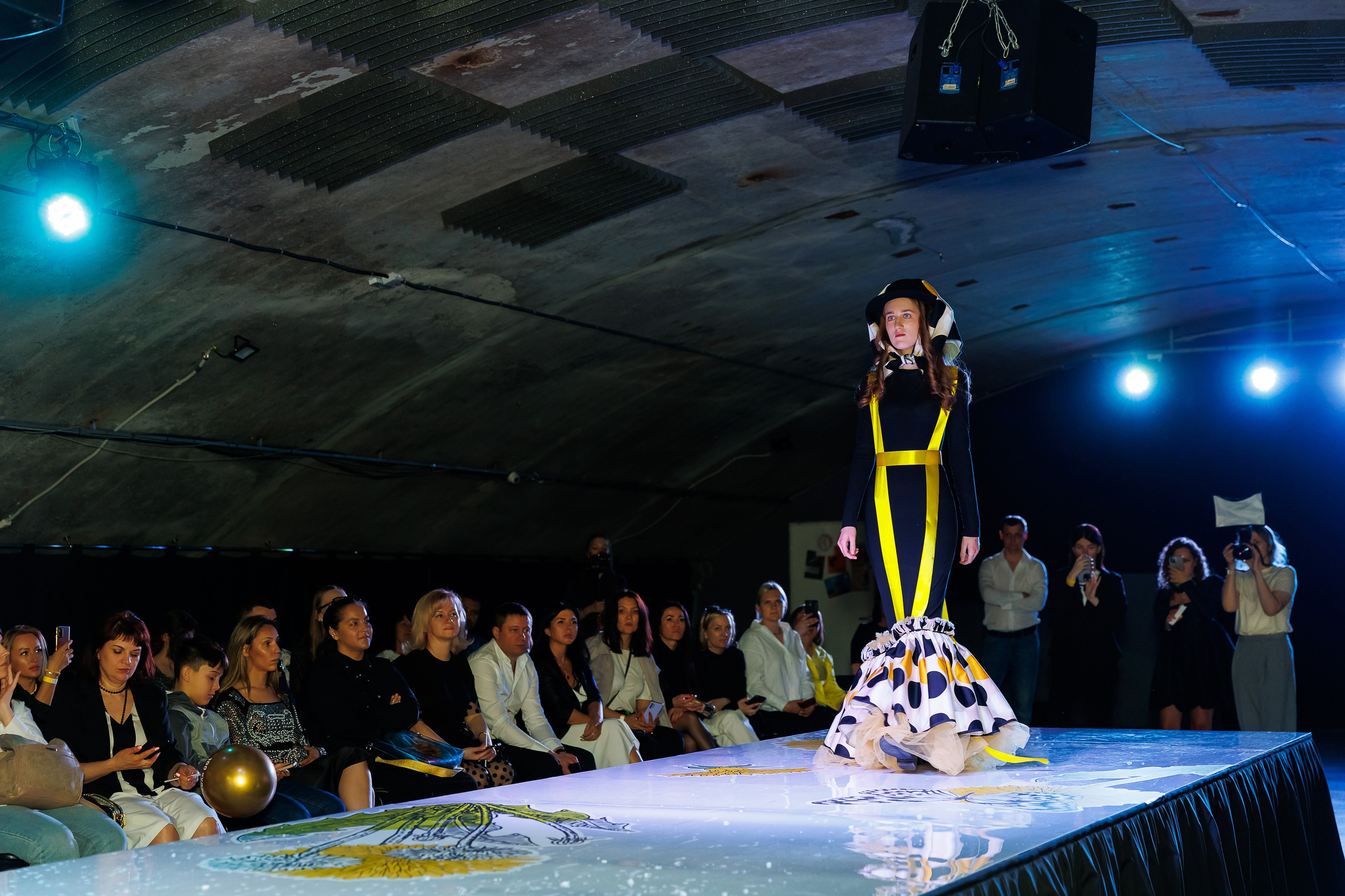 Показ Надежды Шибиной от журнала «Жираf». Фотограф Новосибирск — Наталья Гресь