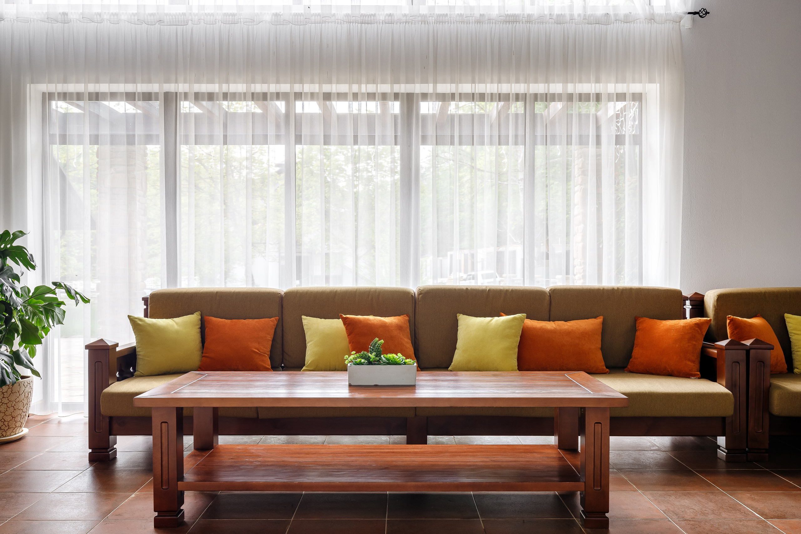 Парк-отель «Орлиное гнездо». Номера в домиках. п. Горячий Ключ. Интерьерный фотограф в Краснодарском крае Светлана Шурлова