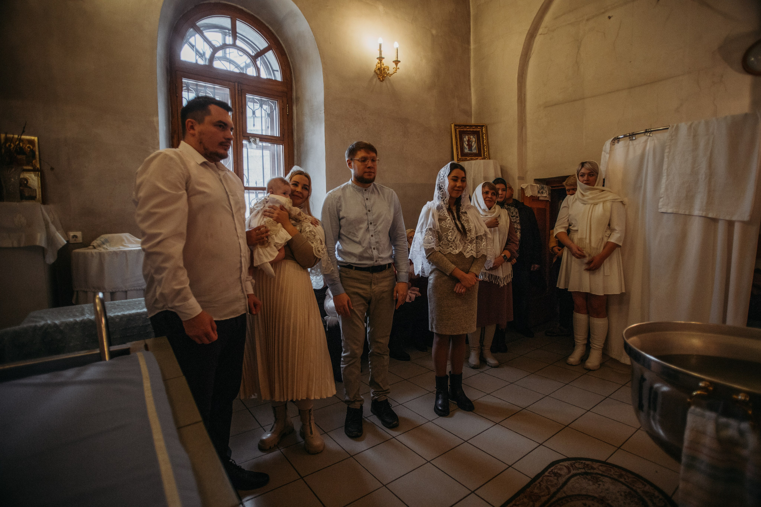 Крещение Аглаи. Венера Гайн. Репортажный фотограф  Тюмень. Обучение фотографии с 0