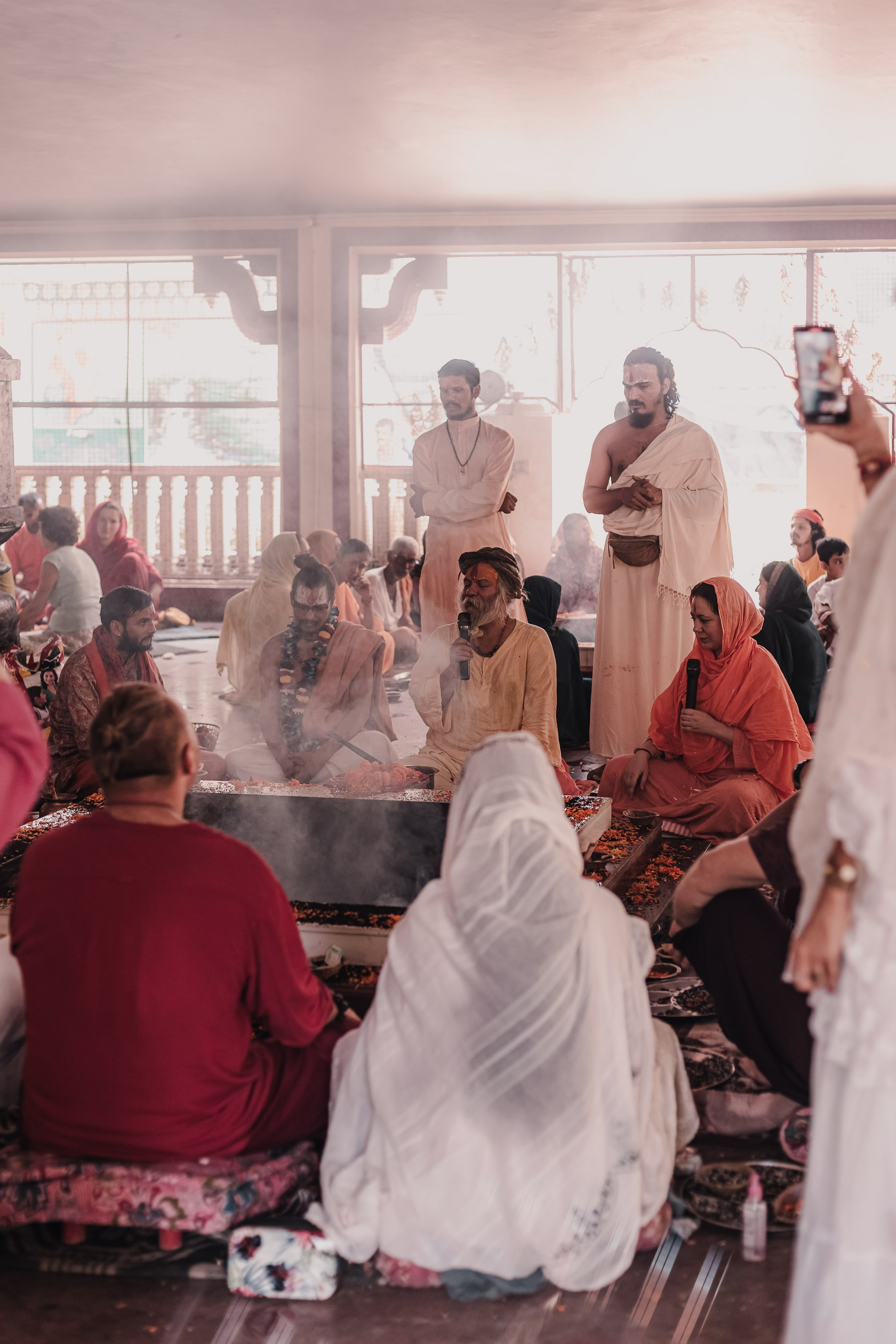 Navaratri yajna at Devraha Baba Ji ashram. Мариам Багдасарян