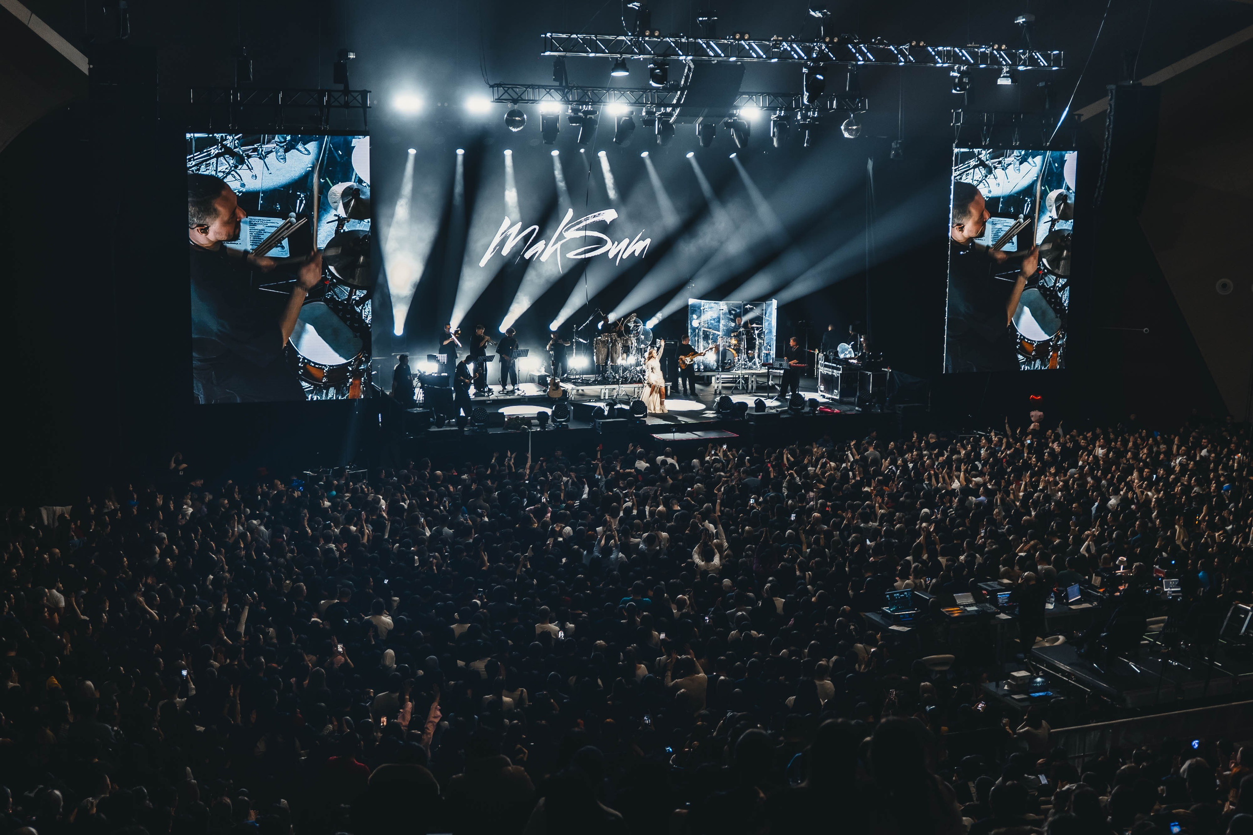 МакSим в Астане. Профессиональный фотограф в городе Астана Копанев Данил