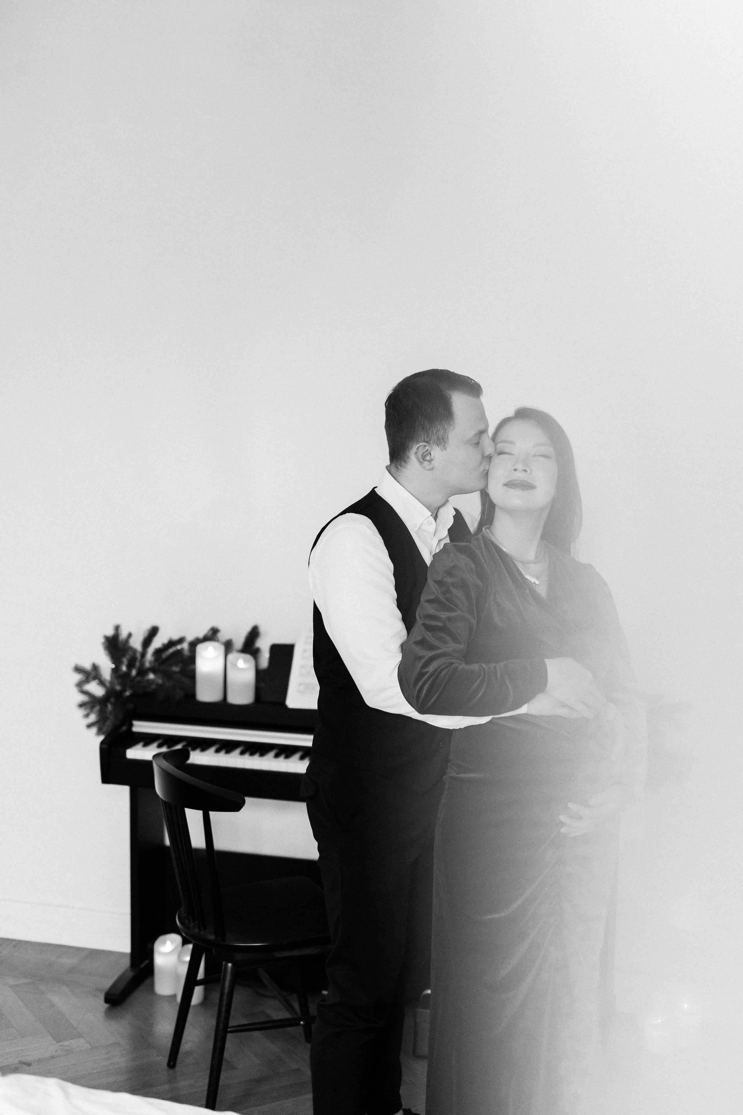 Семейная новогодняя фотосессия беременности. Свадебный фотограф в Москве Полина Лелетко