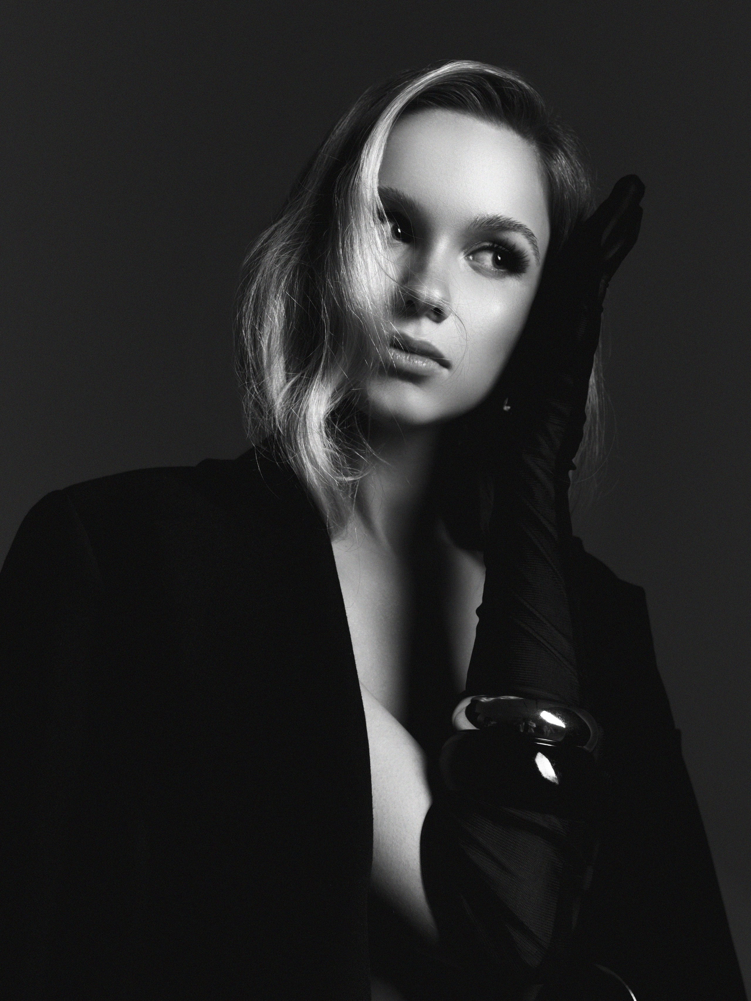 ELIZ. NOIZOMAX Художественный фотограф в Дубай