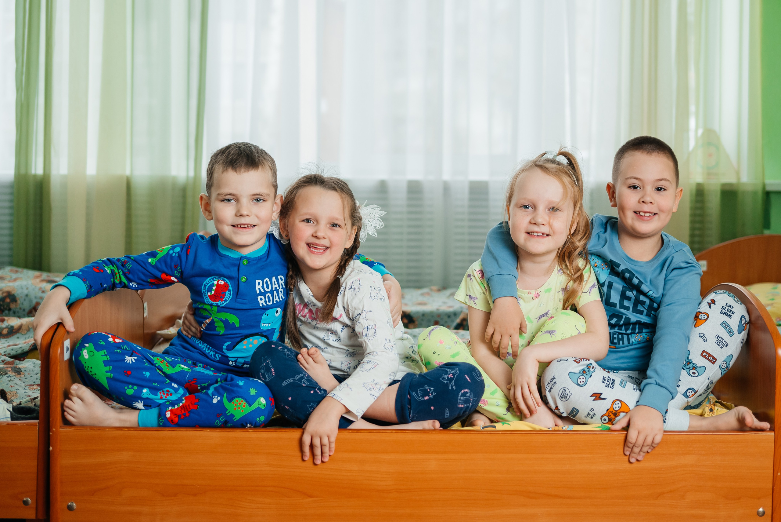 Детский сад. Фото. Современные выпускные альбомы. Воткинск